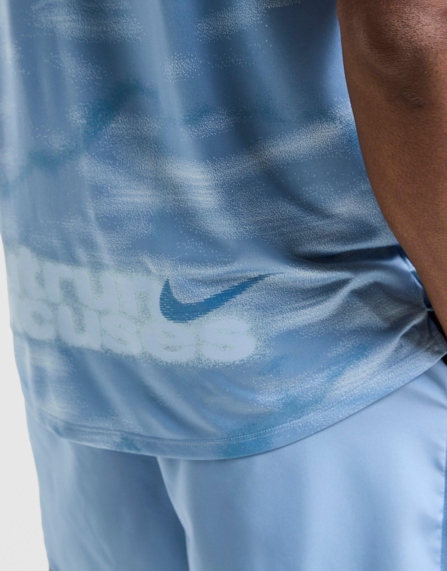 Nike Pinnacle Stride T-Shirt