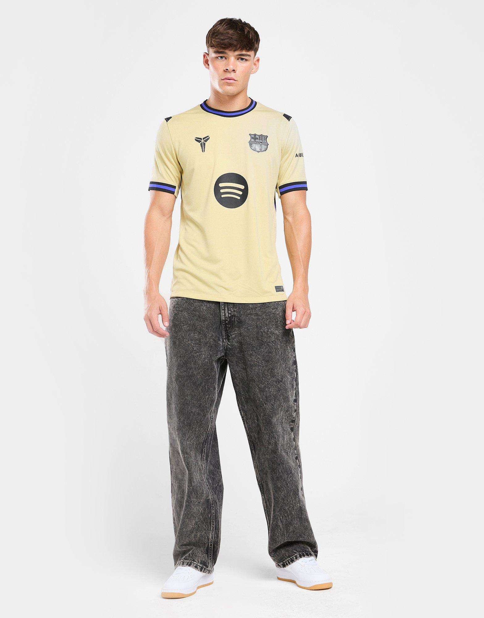 Nike FC Barcelona 2025/26 Away Shirt