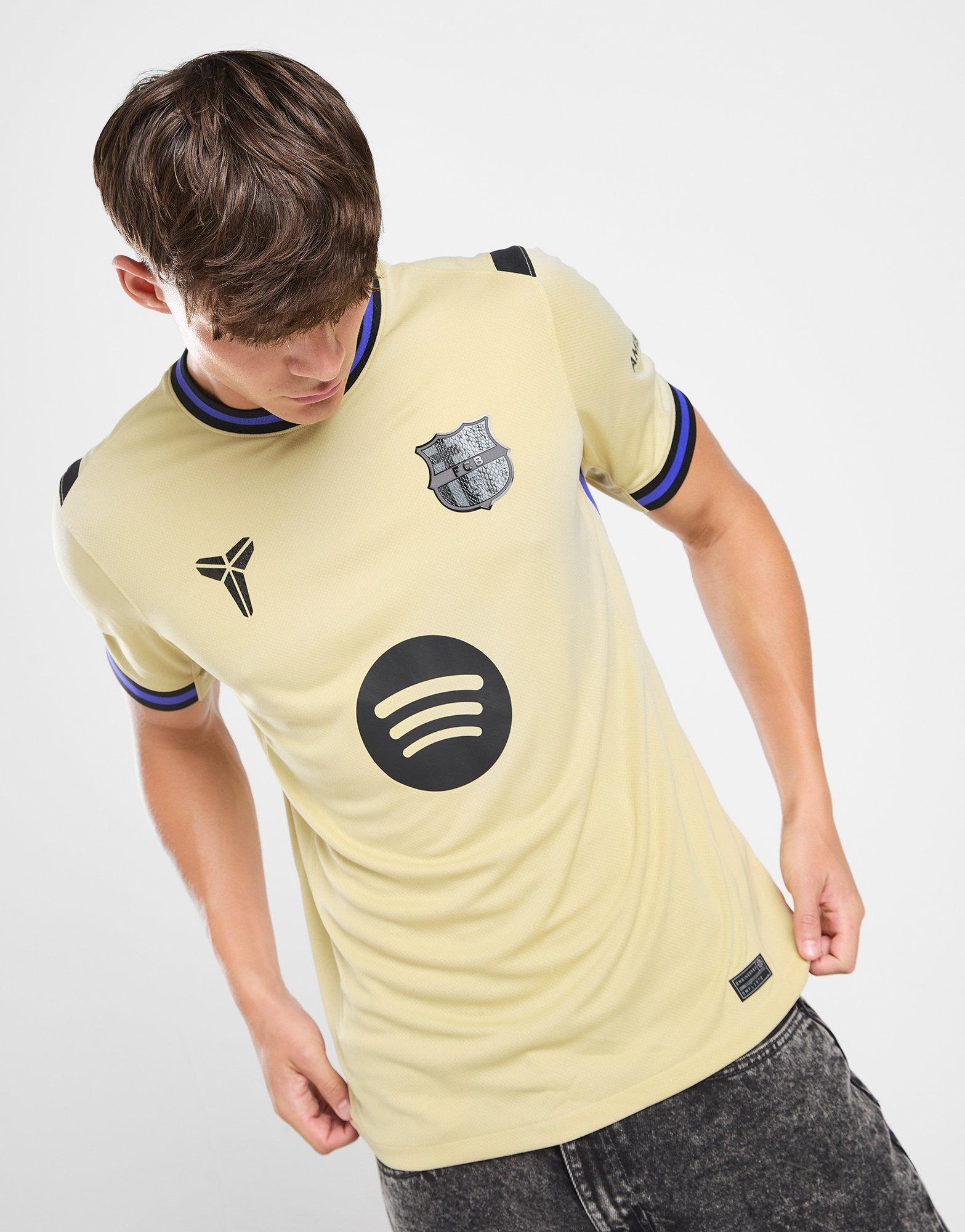 Nike FC Barcelona 2025/26 Away Shirt