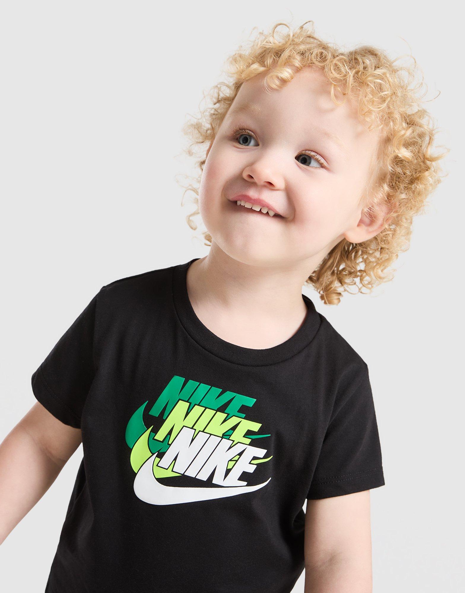 Nike Repeat Graphic T-Shirt/Shorts Set Infant