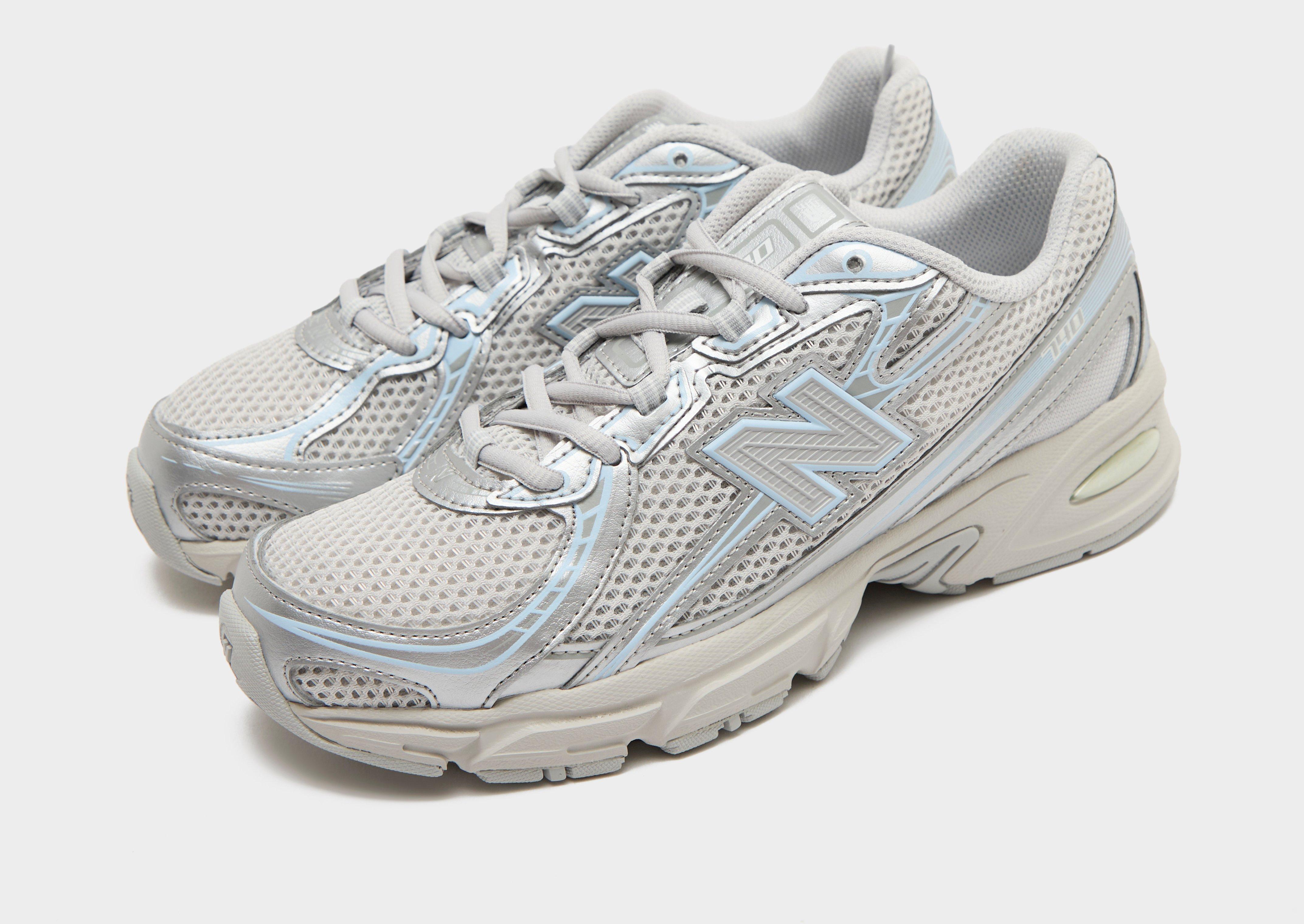 New Balance 740 Women's