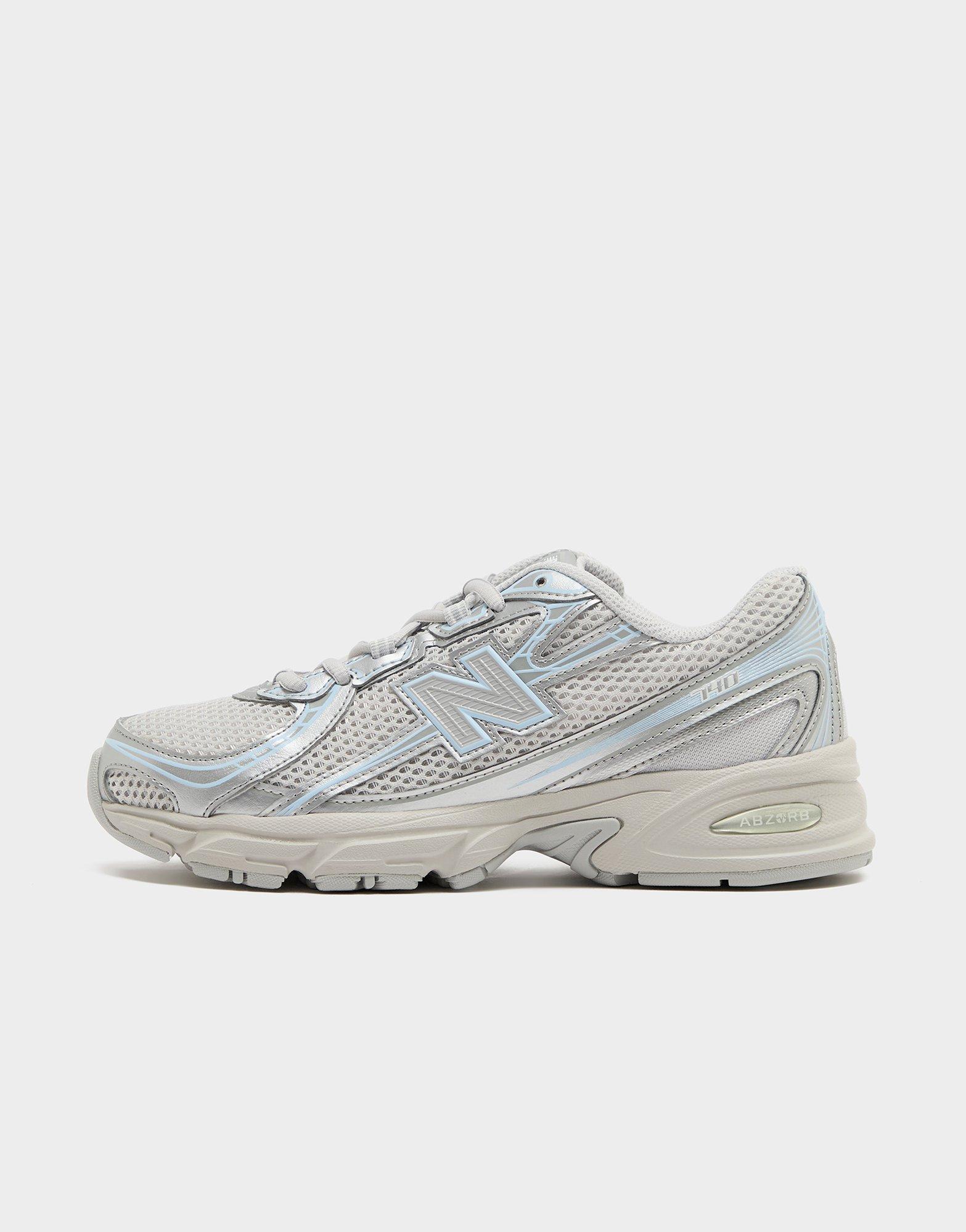 New Balance 740 Women's