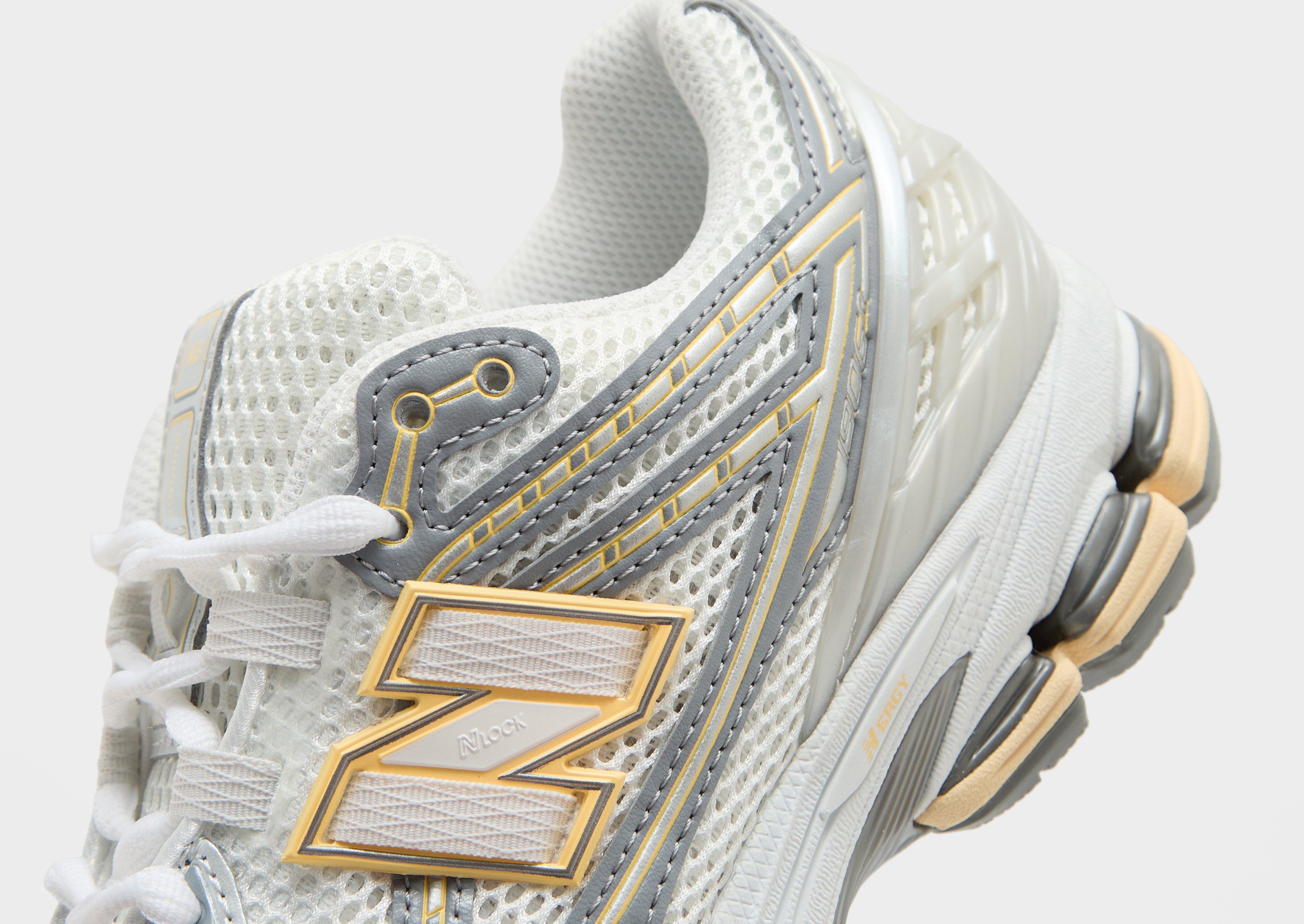 New Balance 1906R Women's