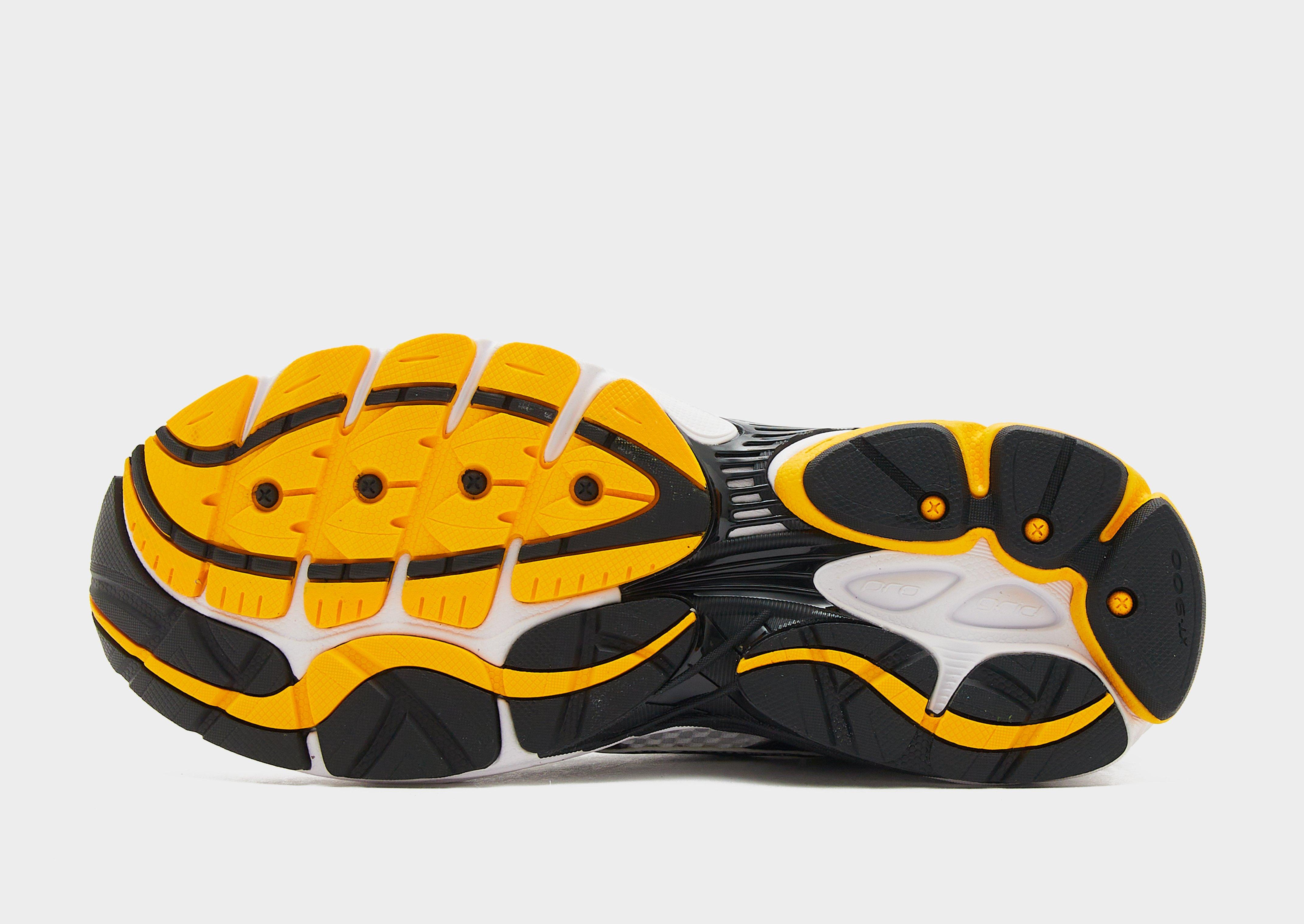 Saucony ProGrid Omni 9