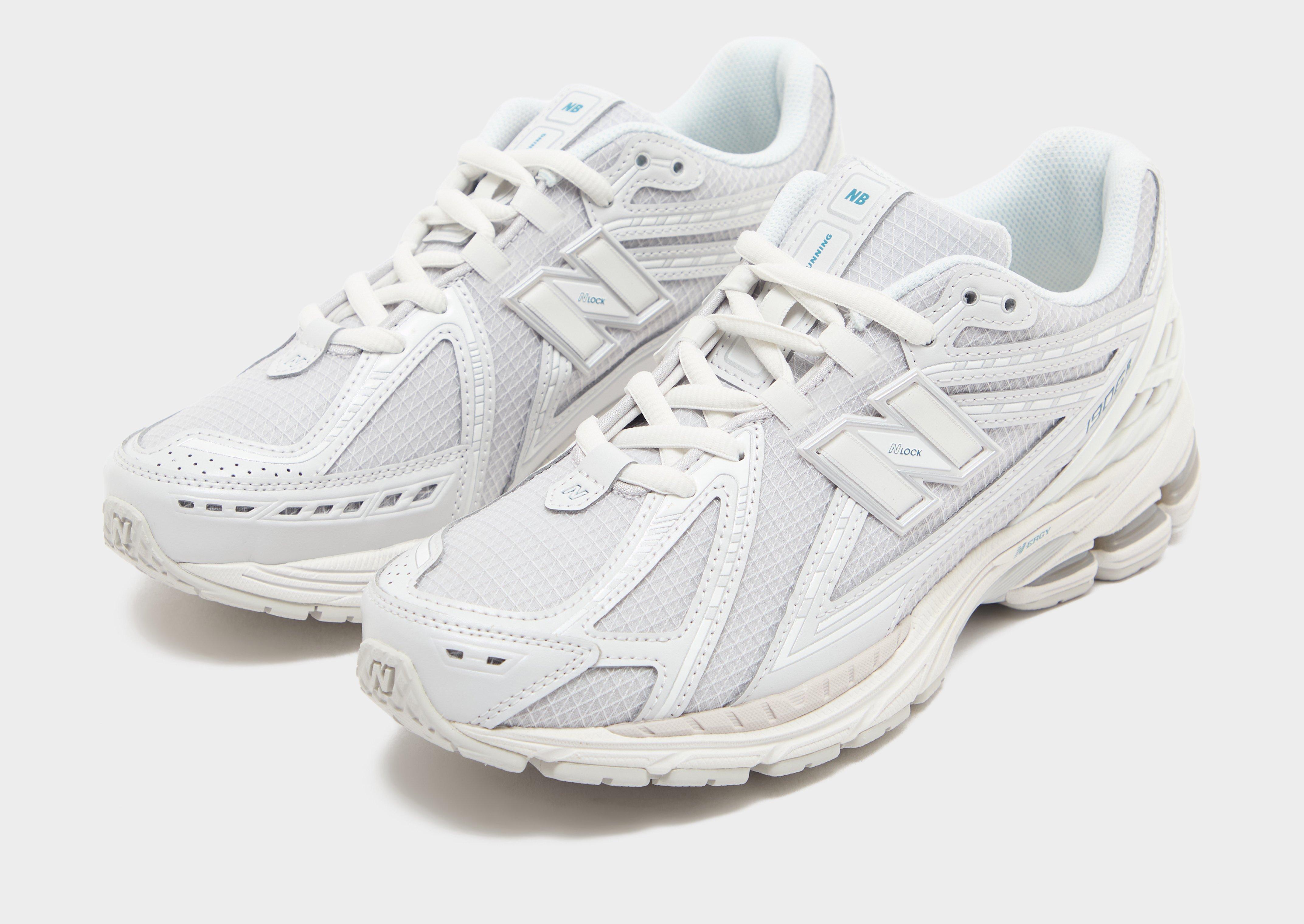 New Balance 1906R