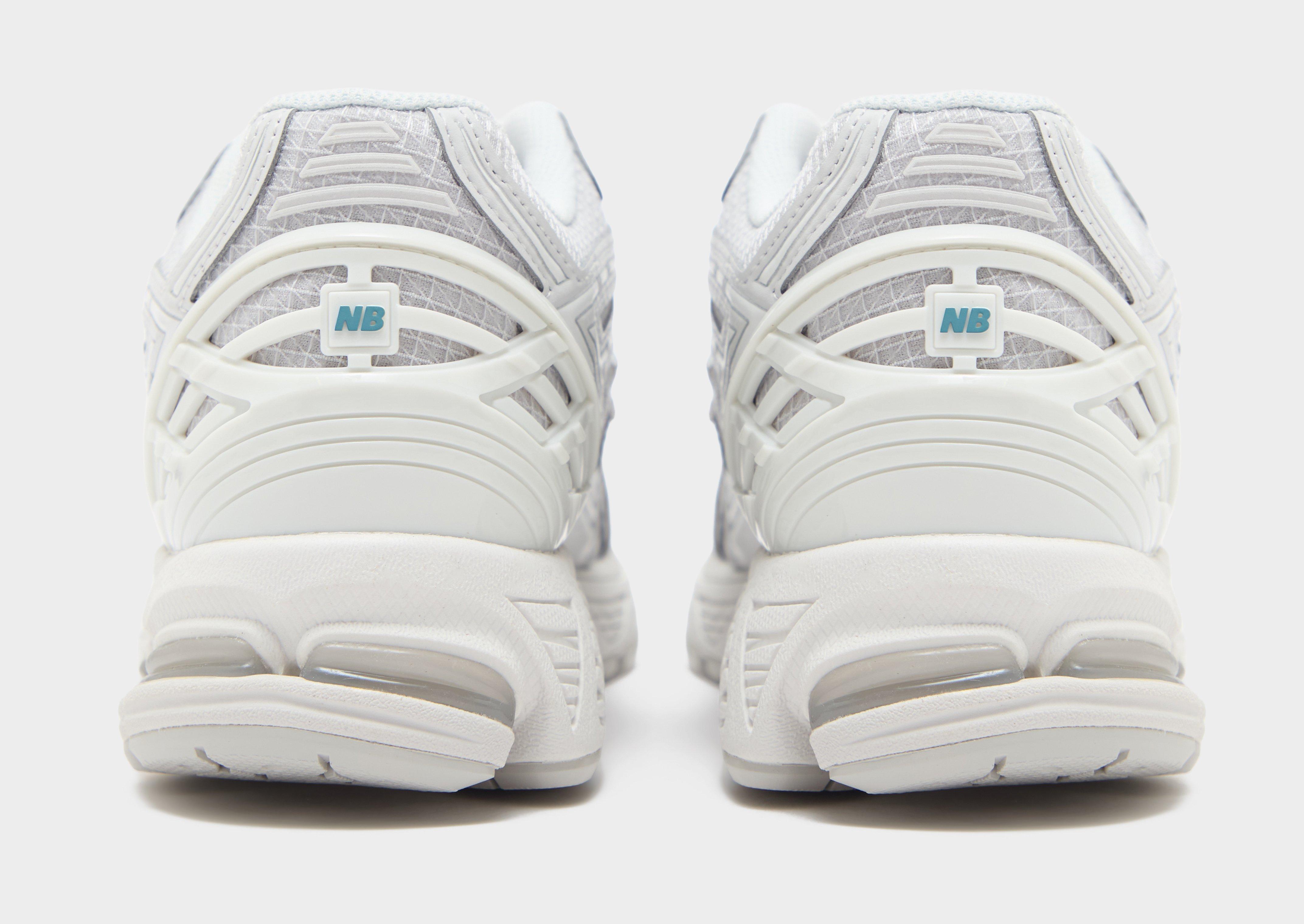 New Balance 1906R