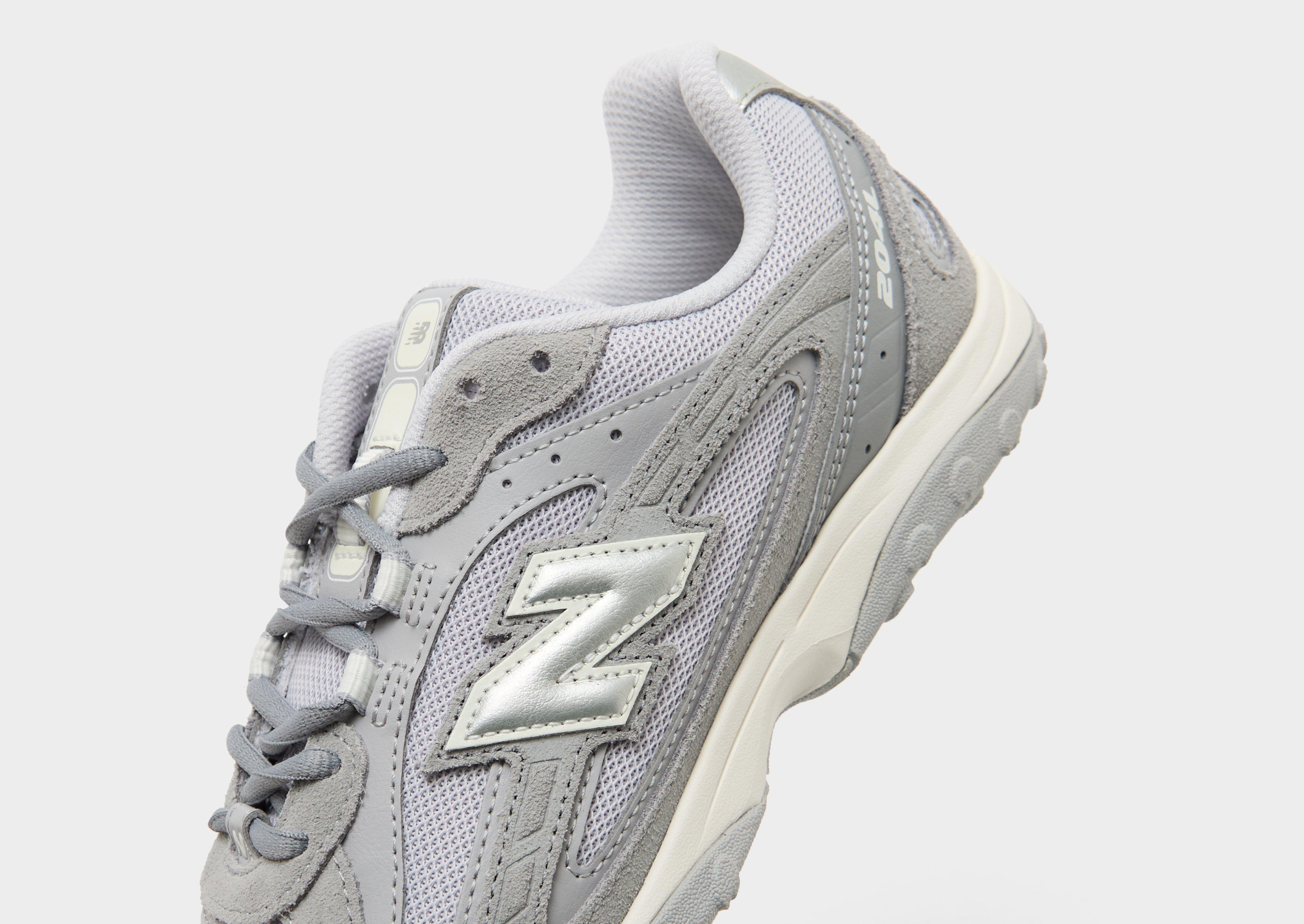 New Balance 204L Women's