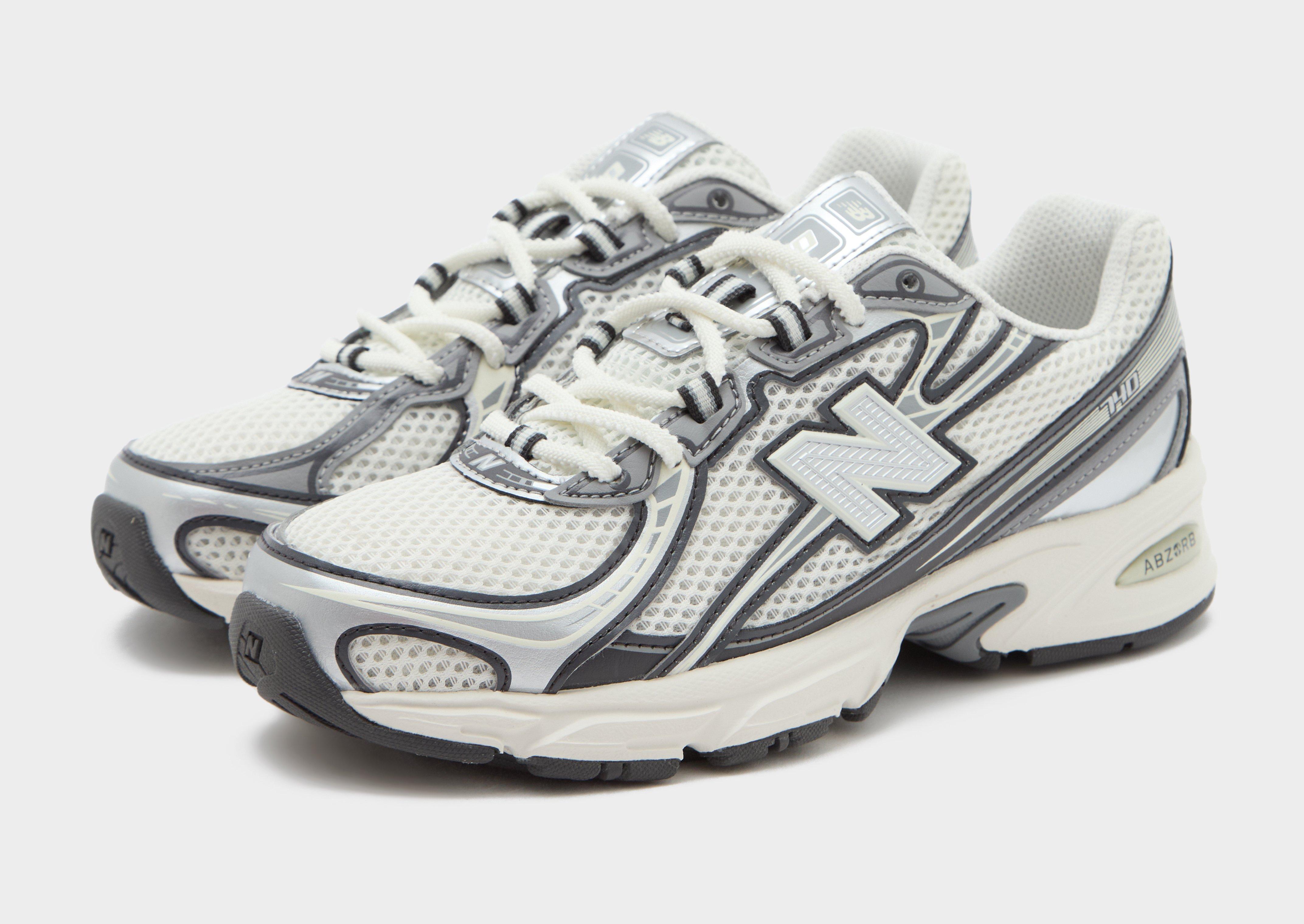 New Balance 740 Women's