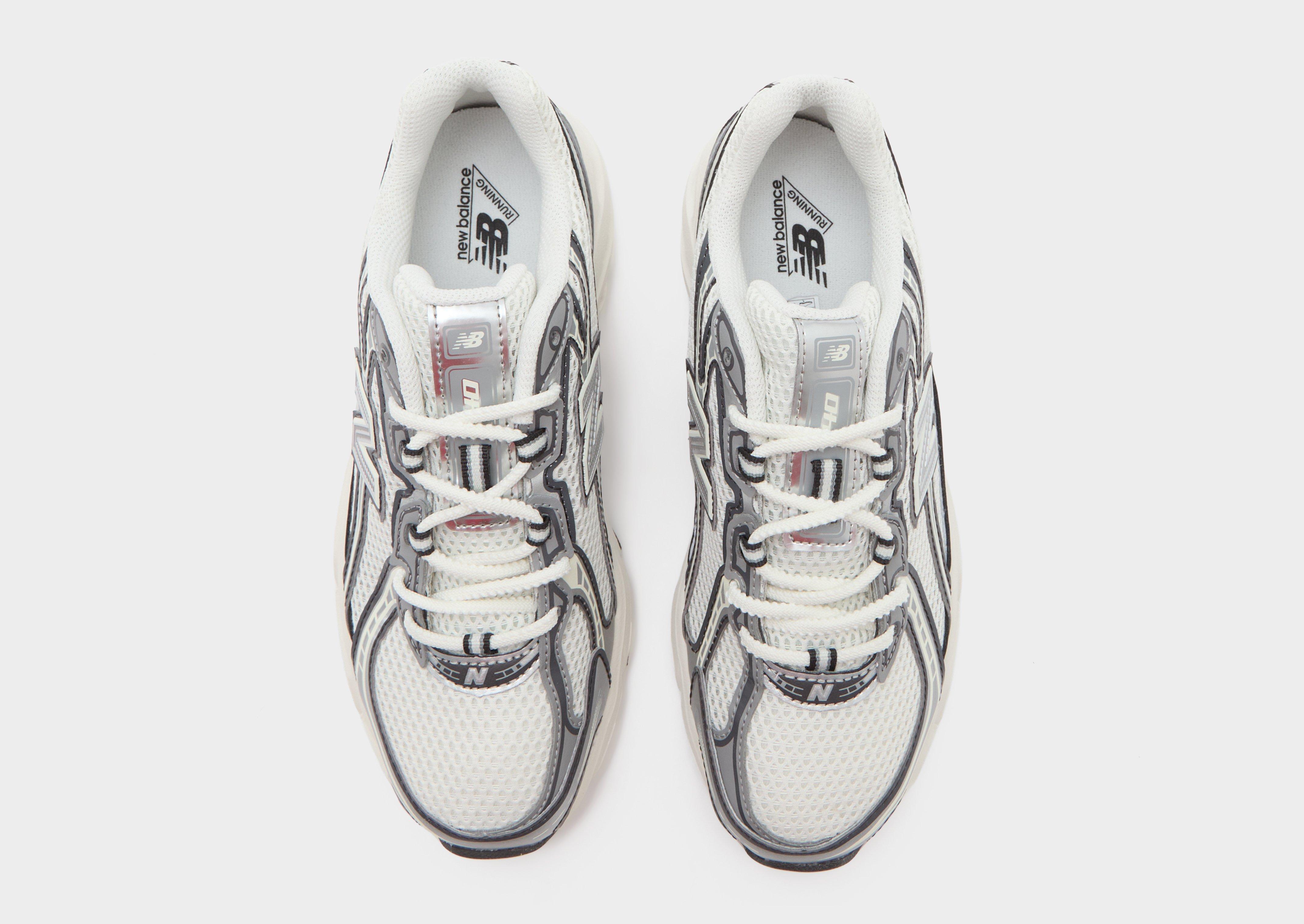 New Balance 740 Women's