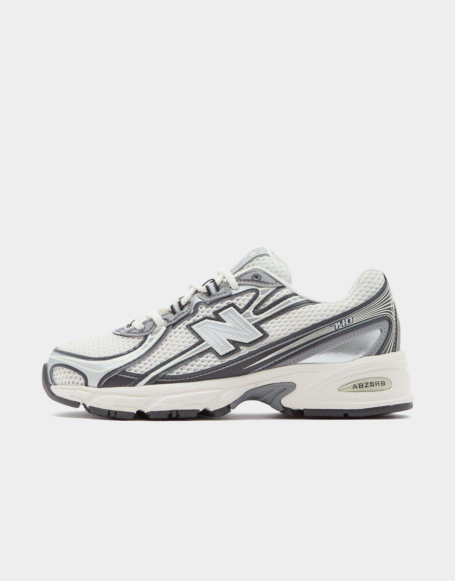 New Balance 740 Women's