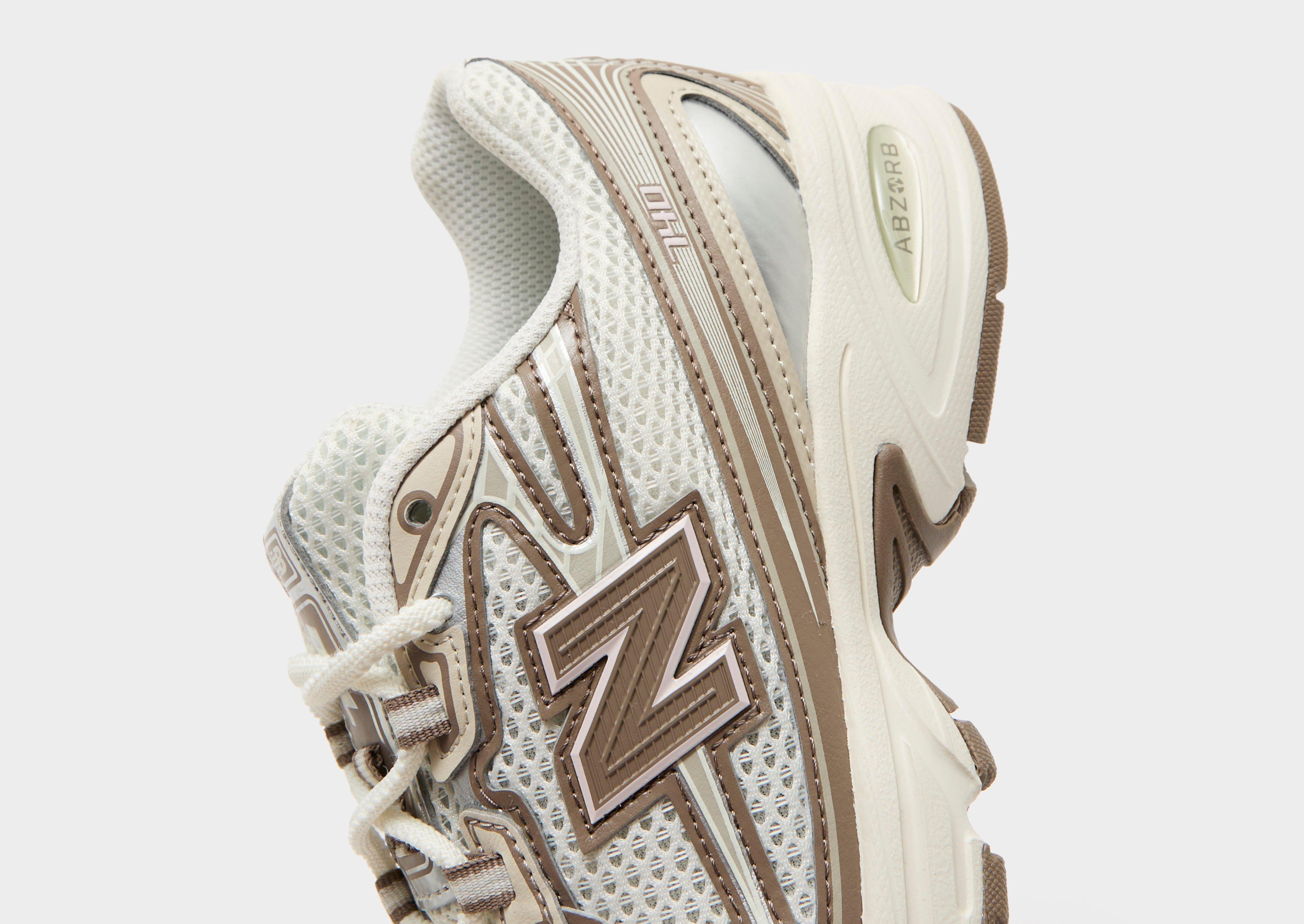 New Balance 740 Women's