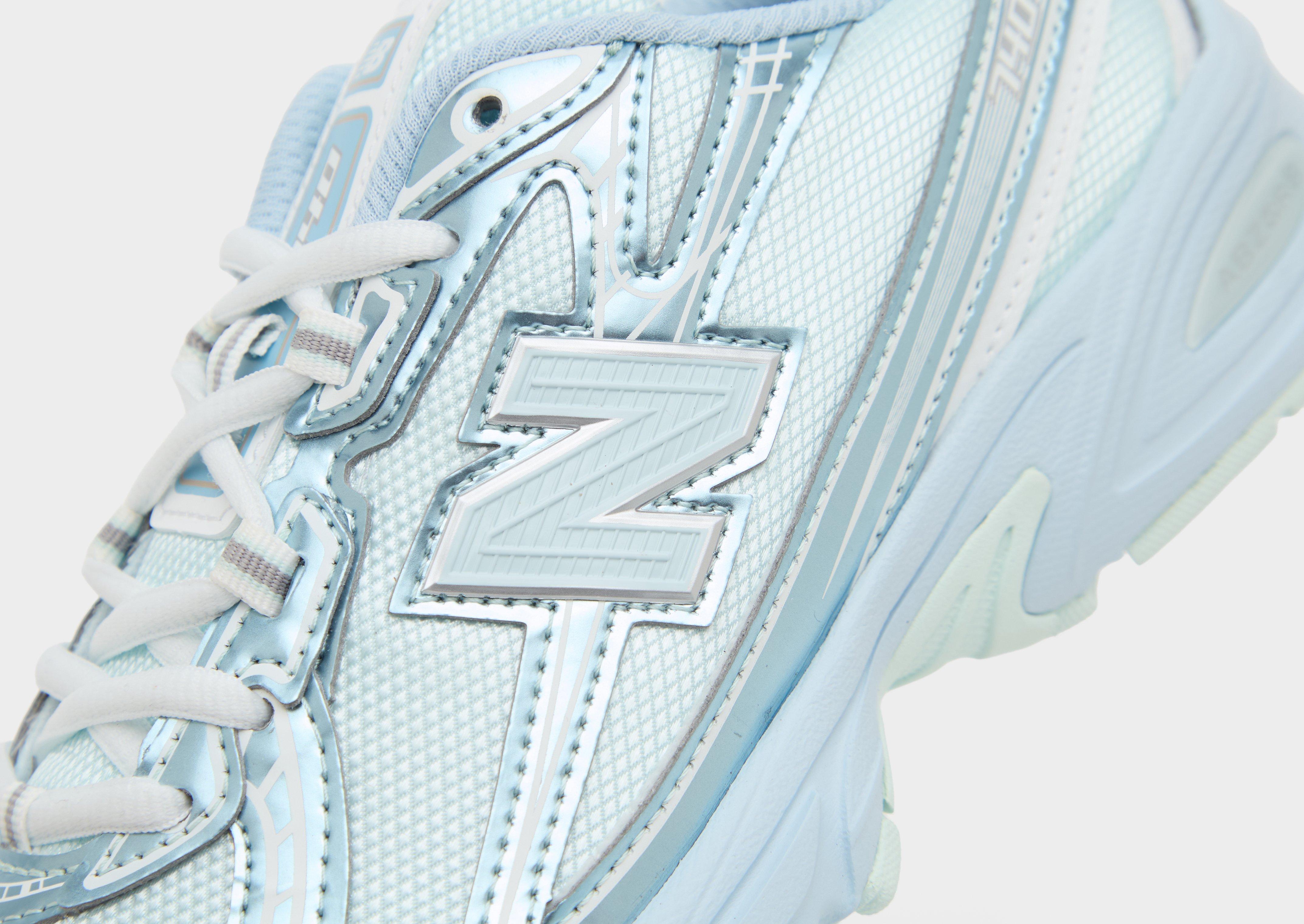 New Balance 740 Junior