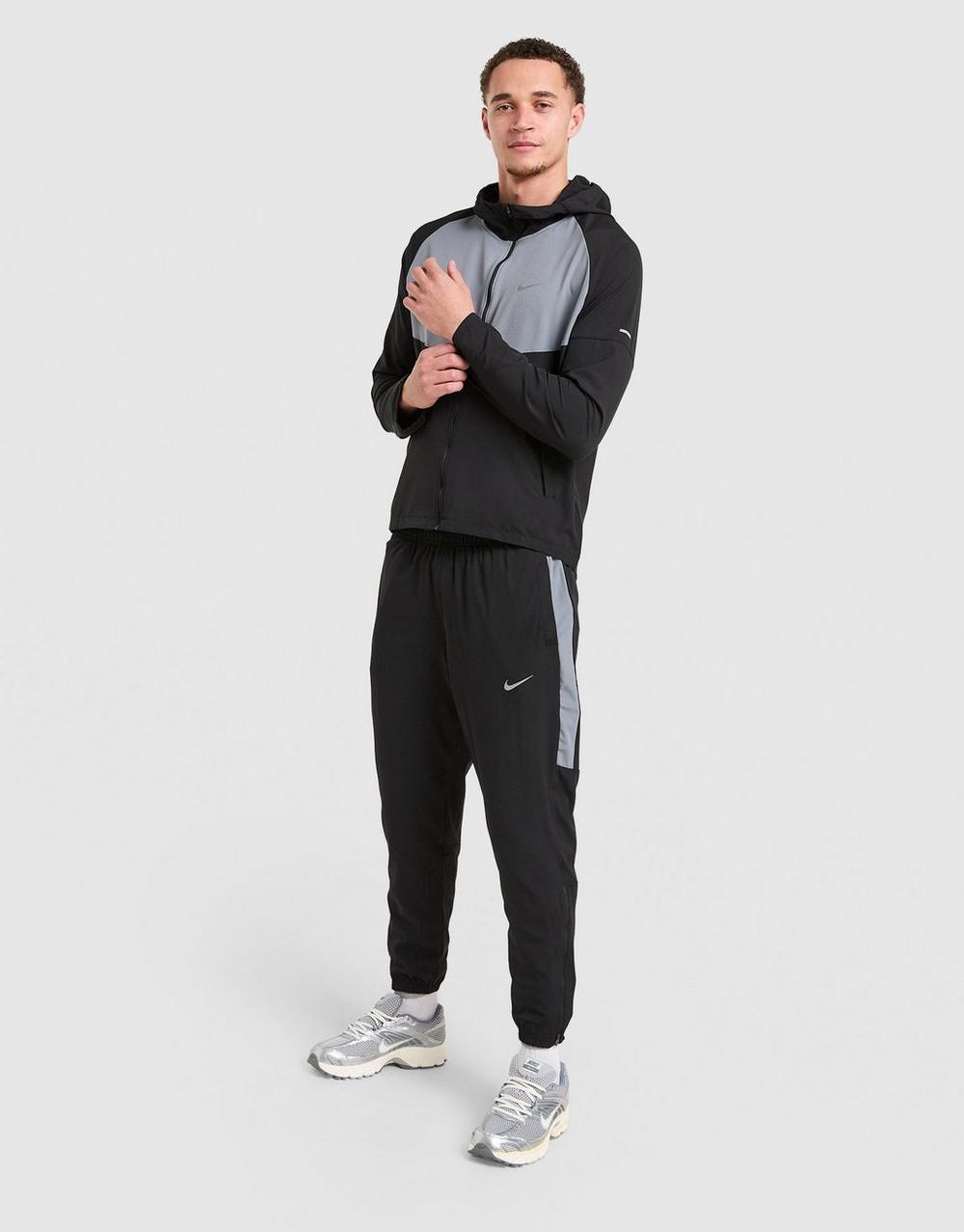Nike Challenger 2.0 Track Pants (negru)