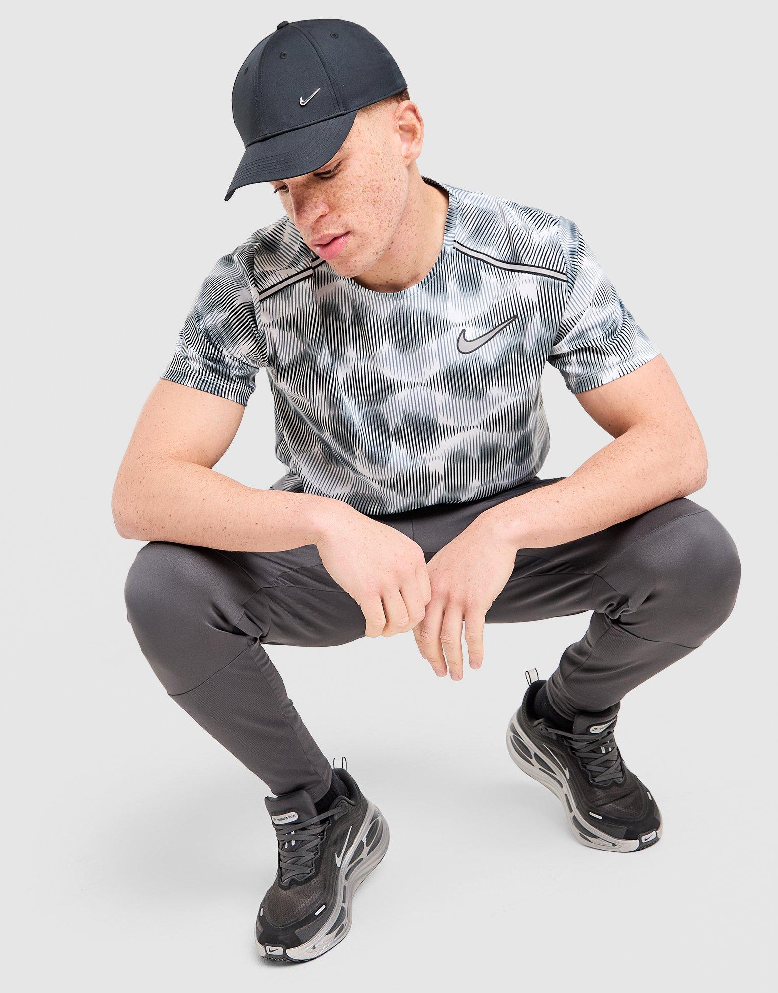 Nike Festival Miler T-Shirt