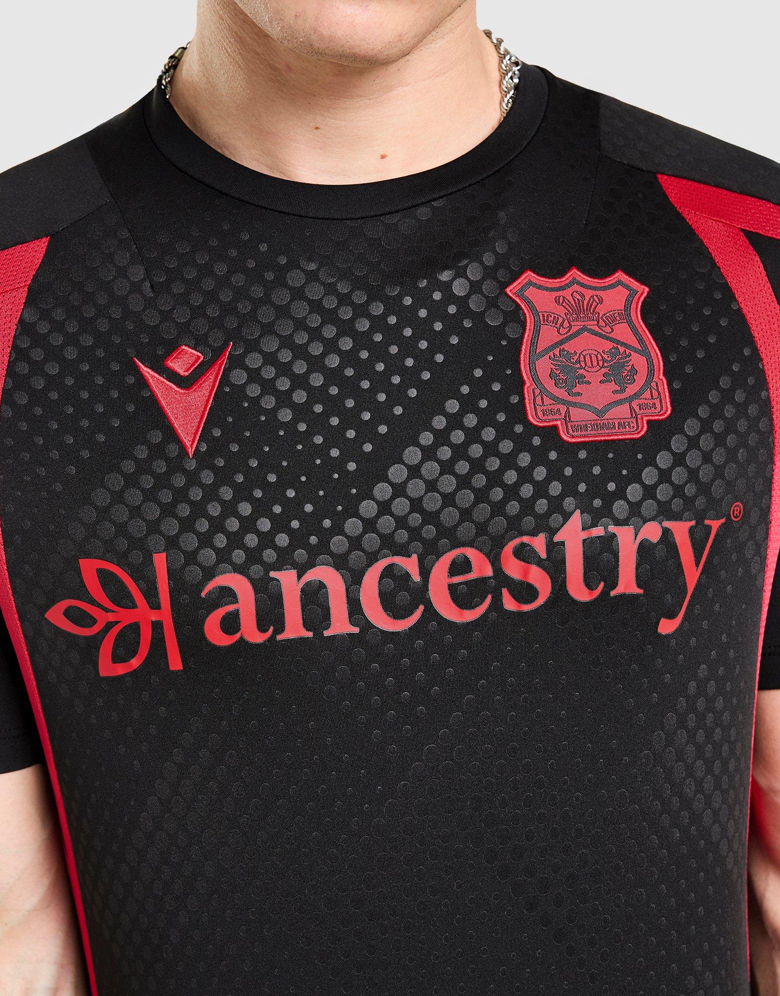 Macron Wrexham FC 2026 Training Shirt