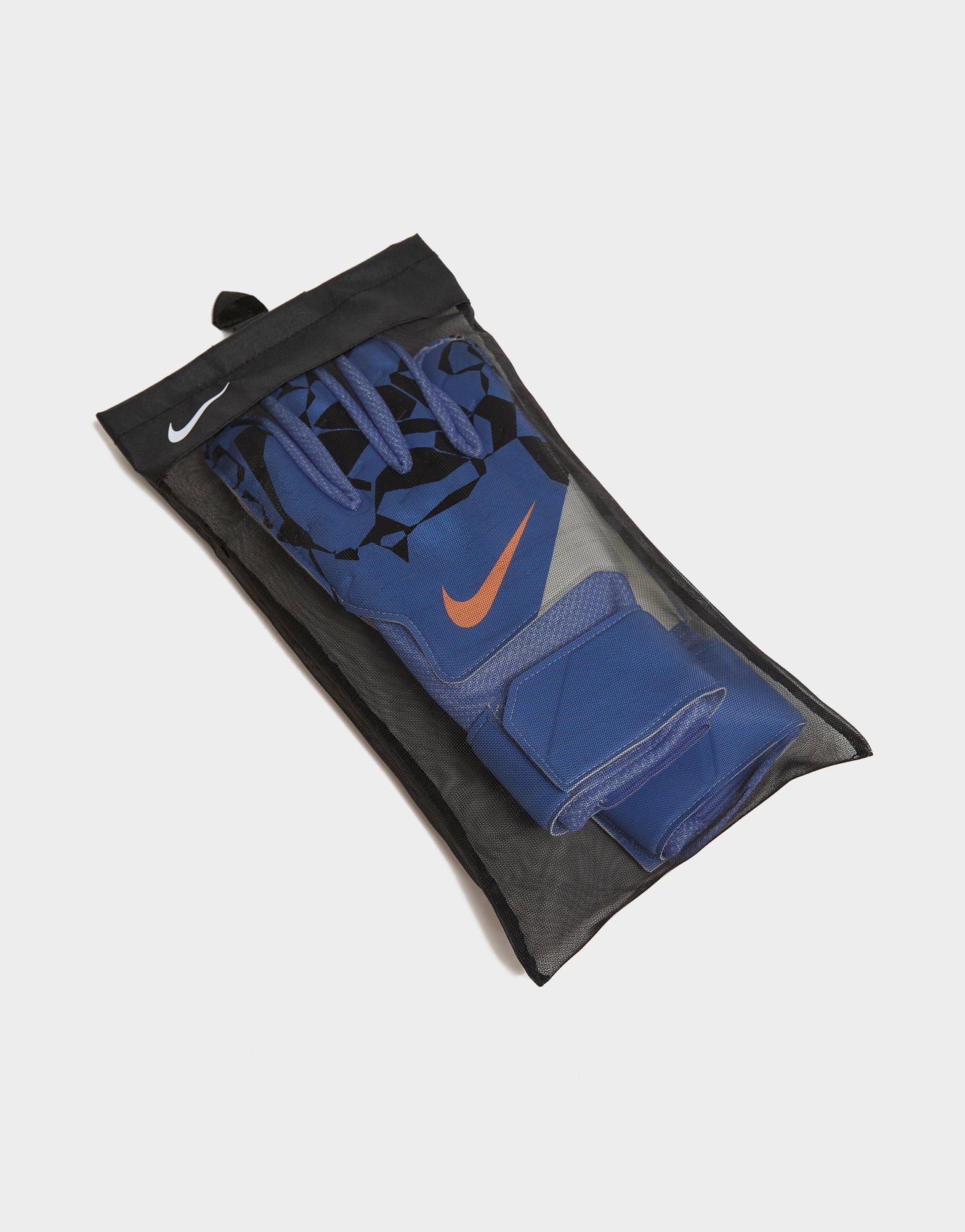 Nike Match Goalkeeper Gloves