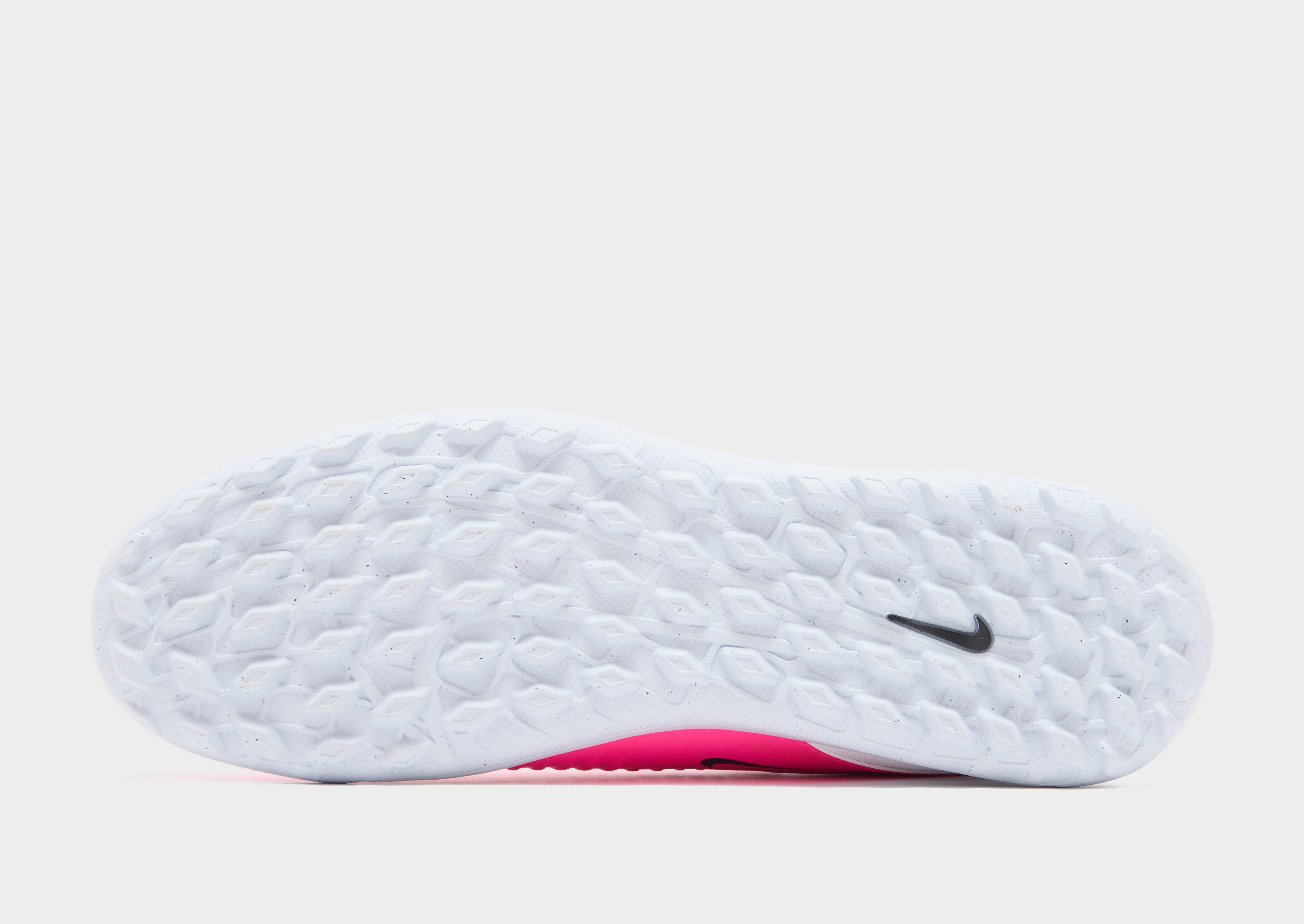 Nike Phantom 6 Low Club TF