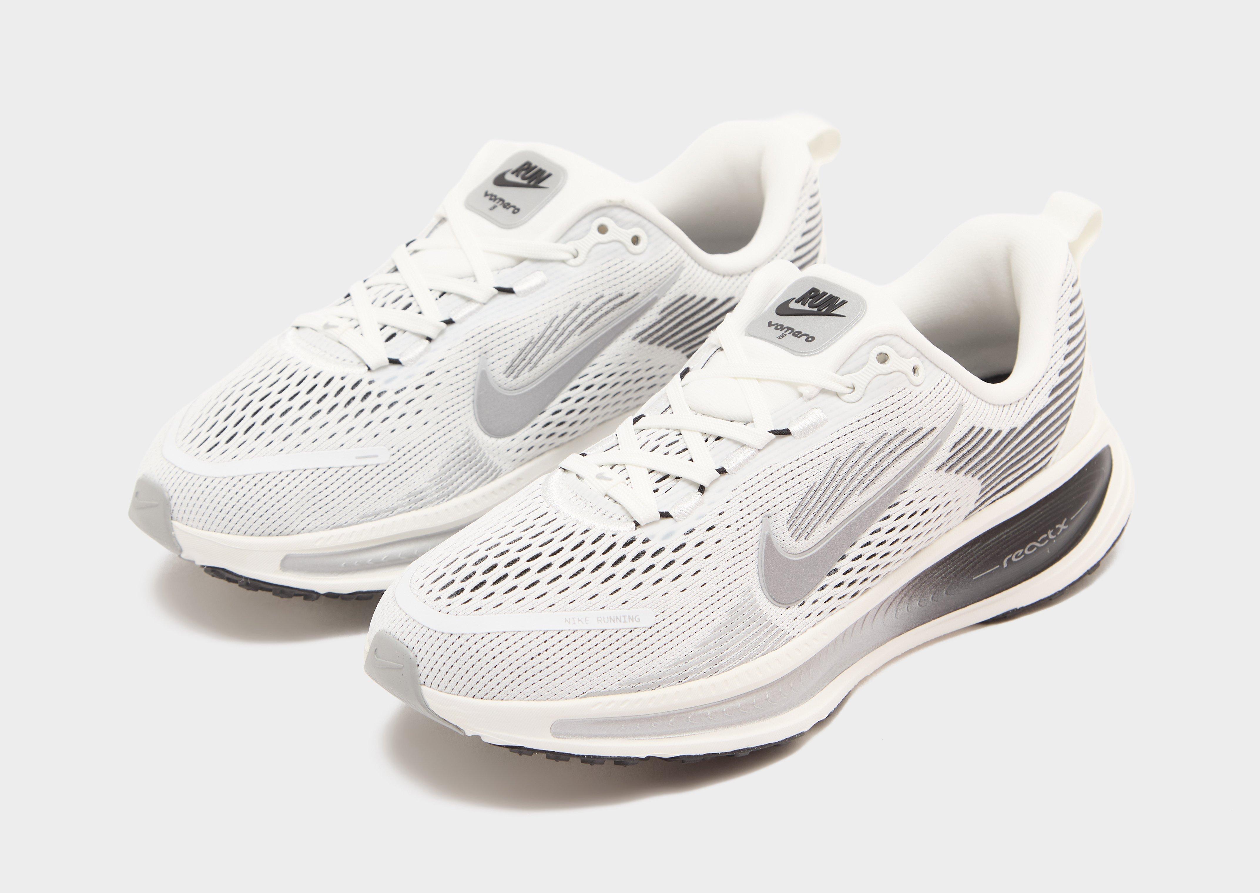 Nike Vomero 18 Junior