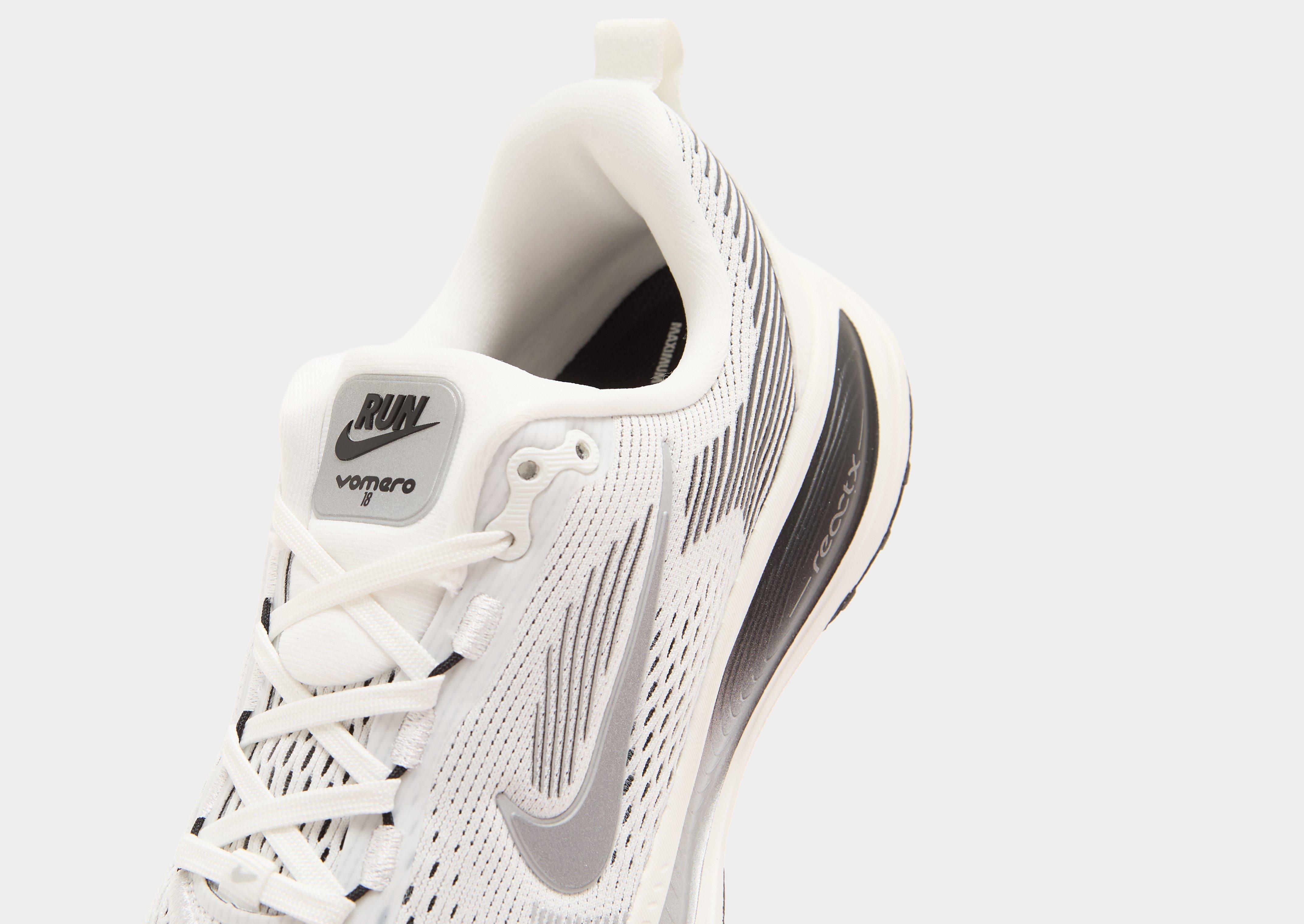 Nike Vomero 18 Junior