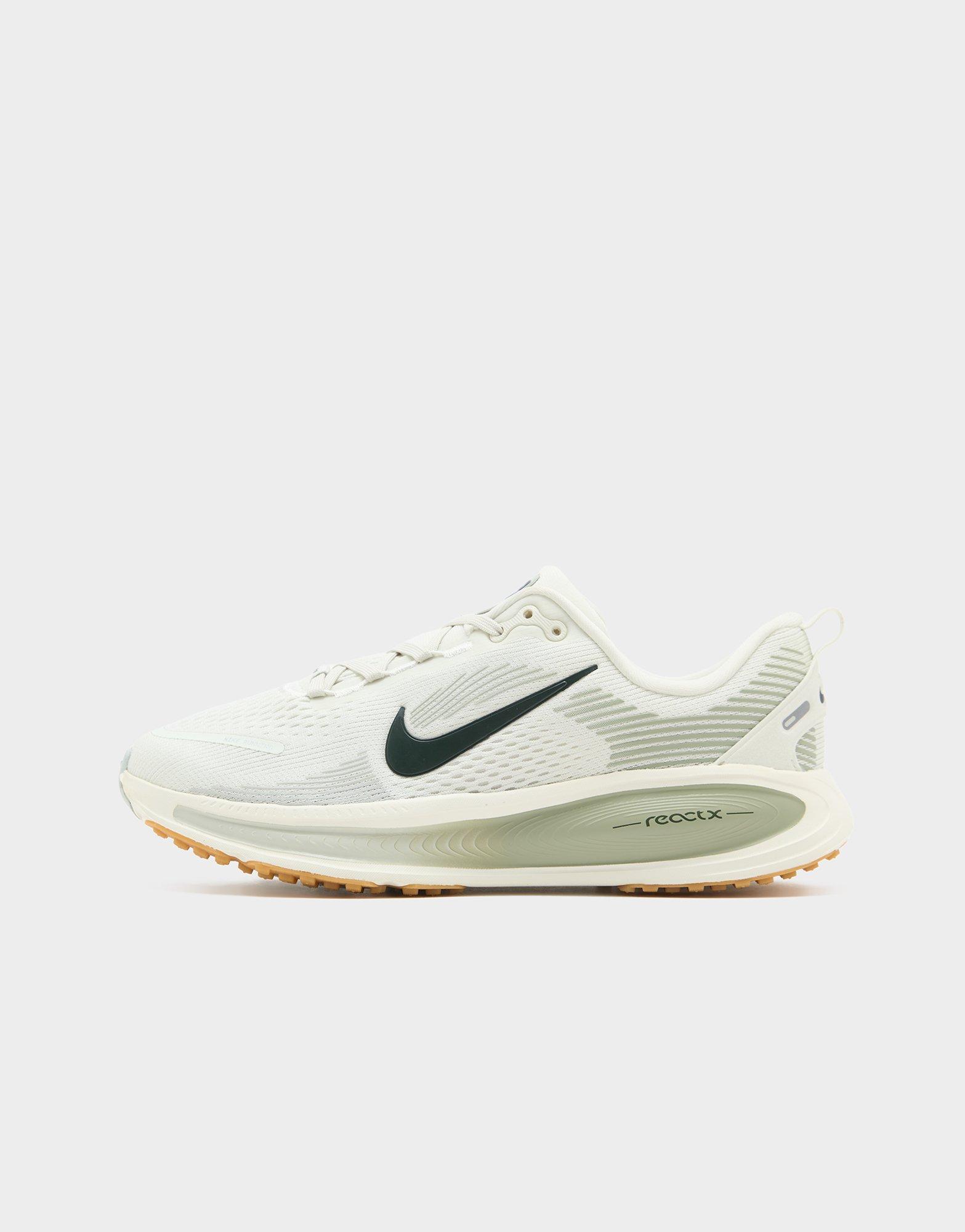 Nike Vomero 18 Junior