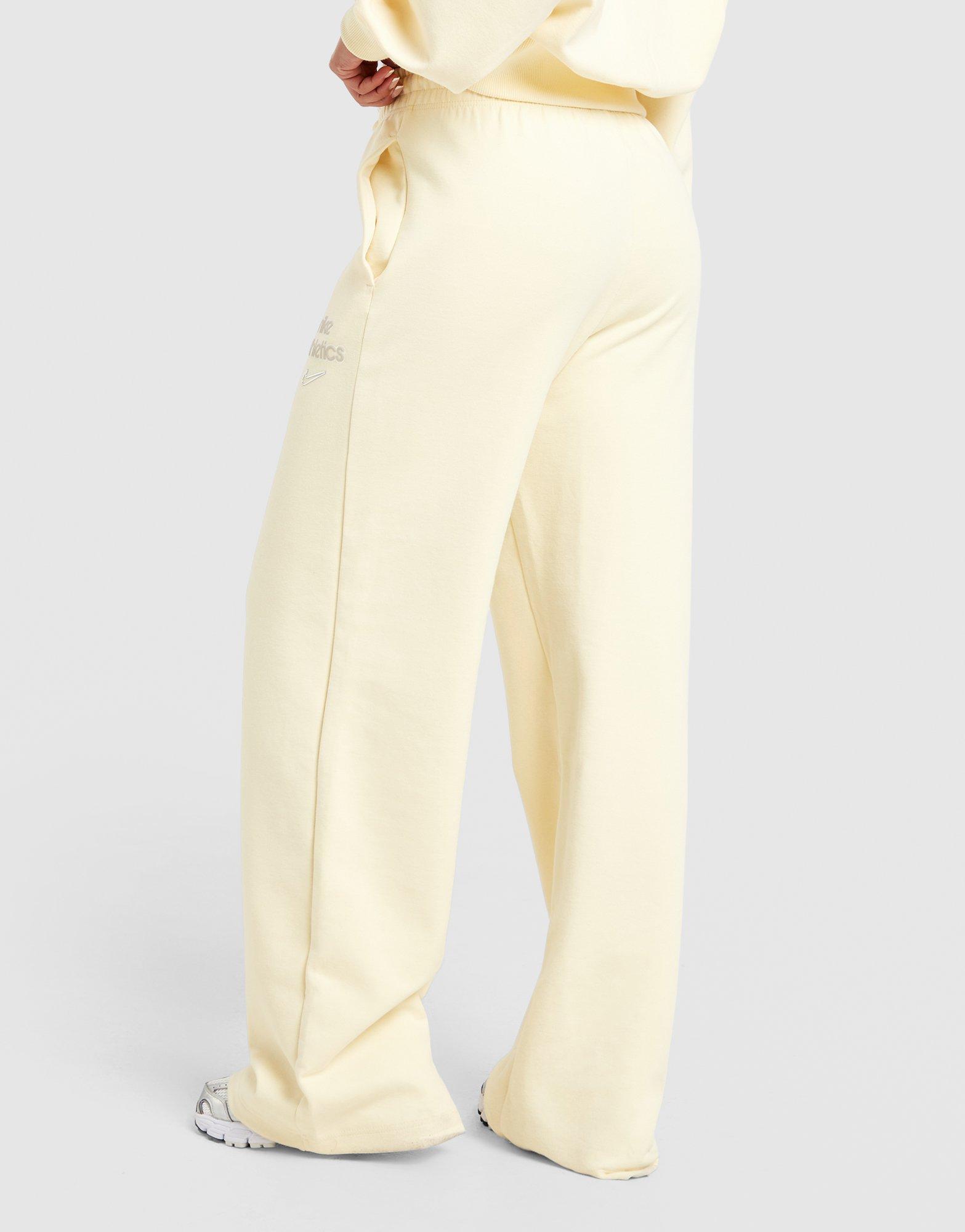 Nike Phoenix Fleece Graphic Swoosh Wide Leg Joggers