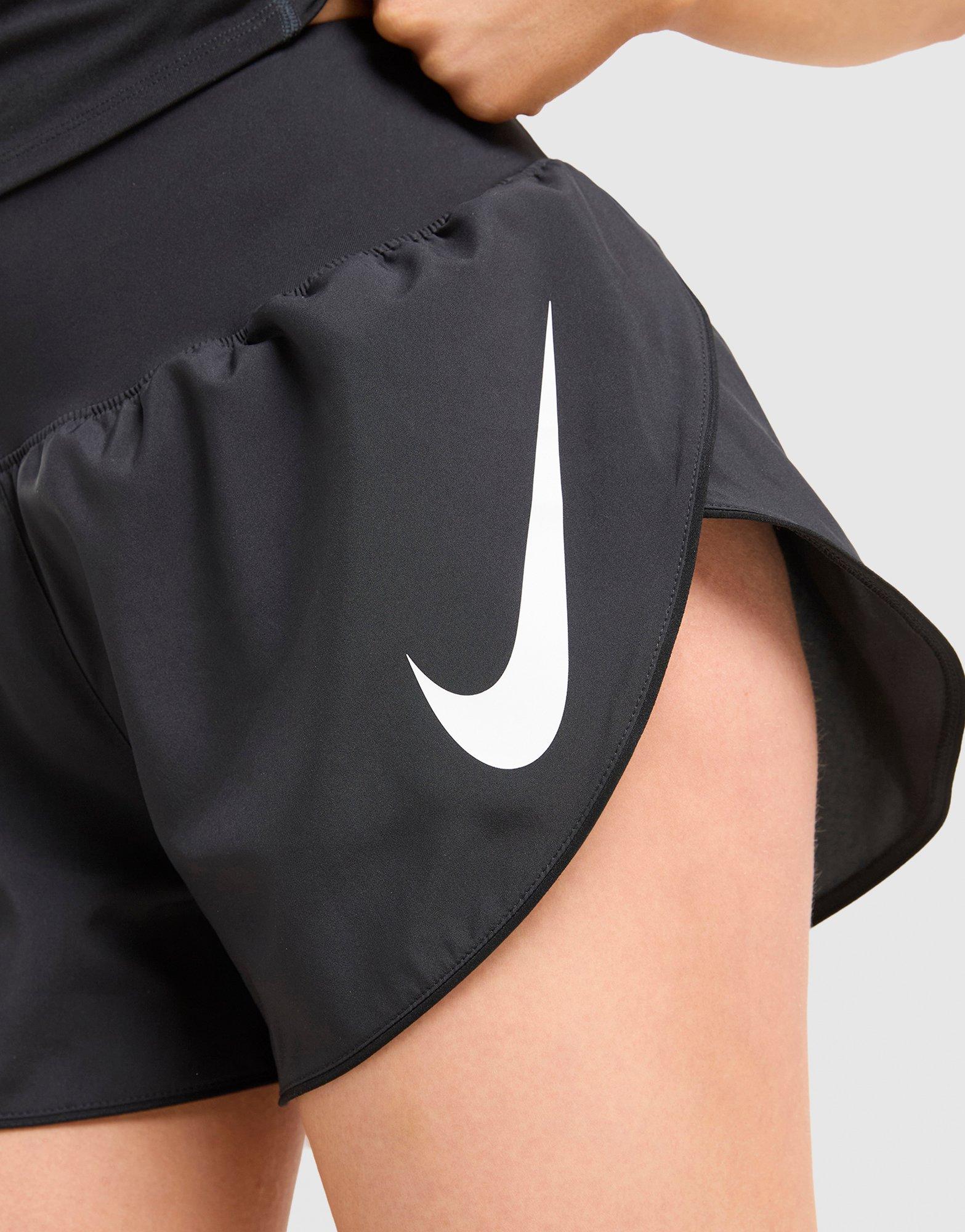 Nike Running Tempo Flow Mid-Rise Shorts
