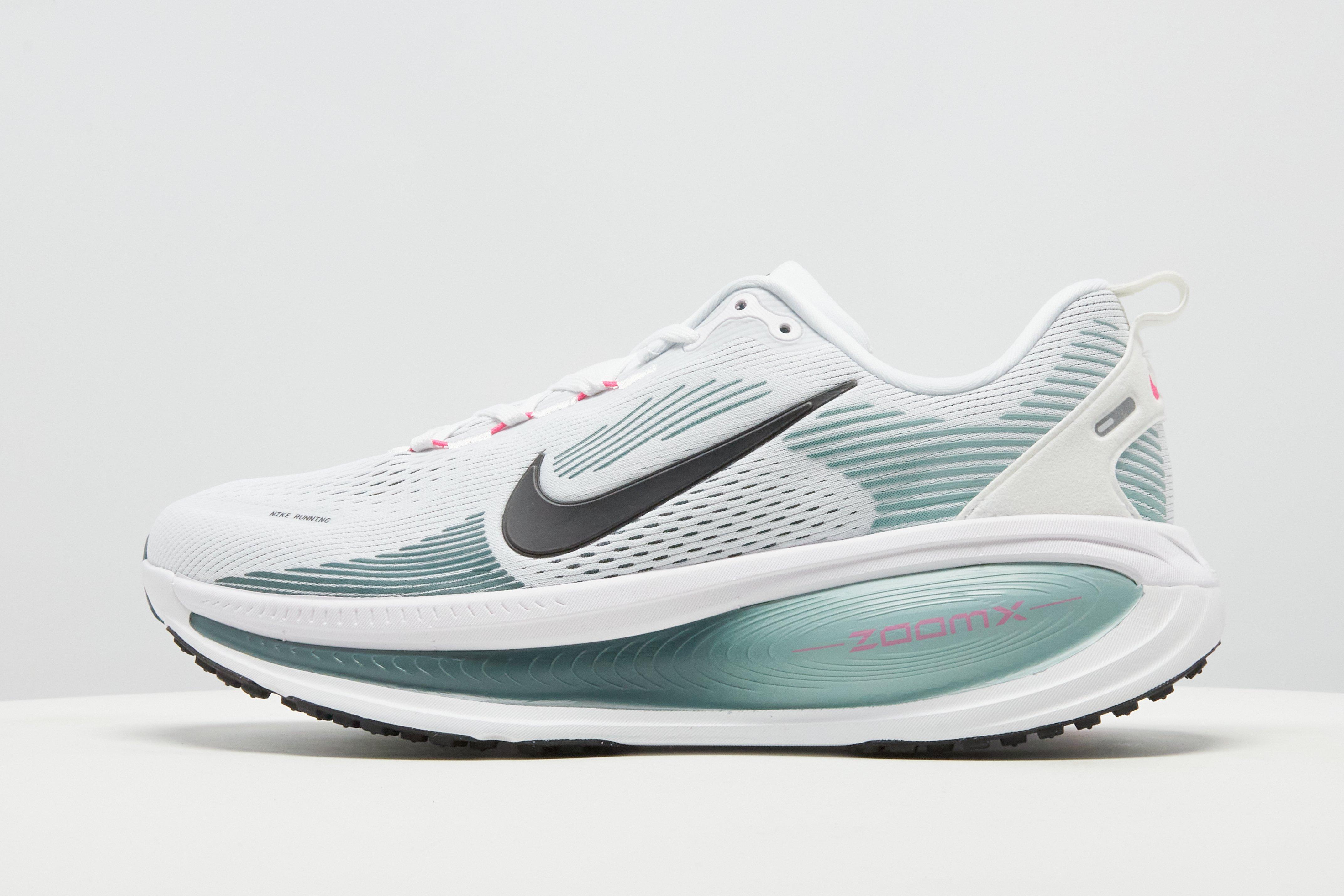 Nike Vomero 18