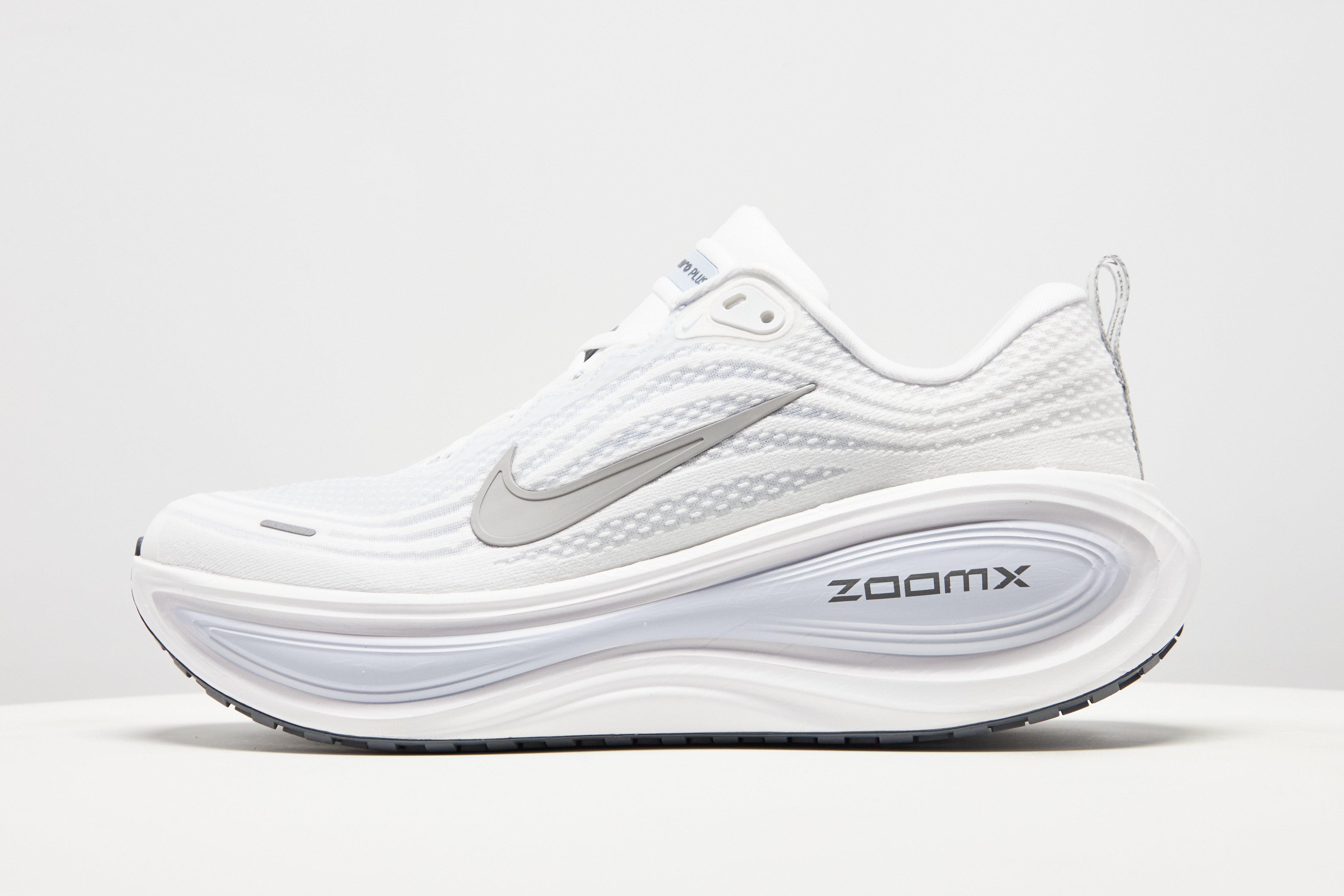 Nike Vomero Plus