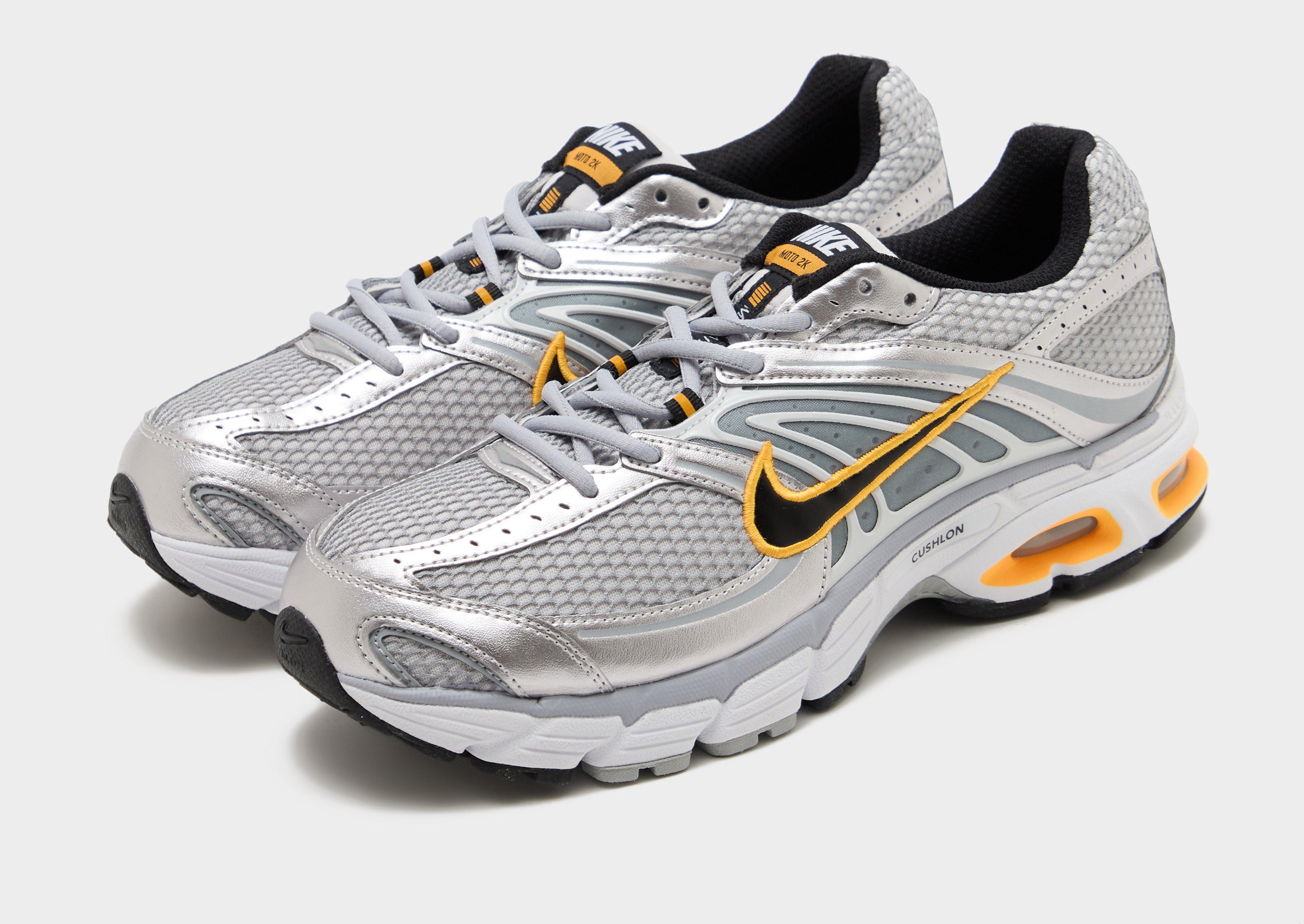 Nike Air Max Moto 2K