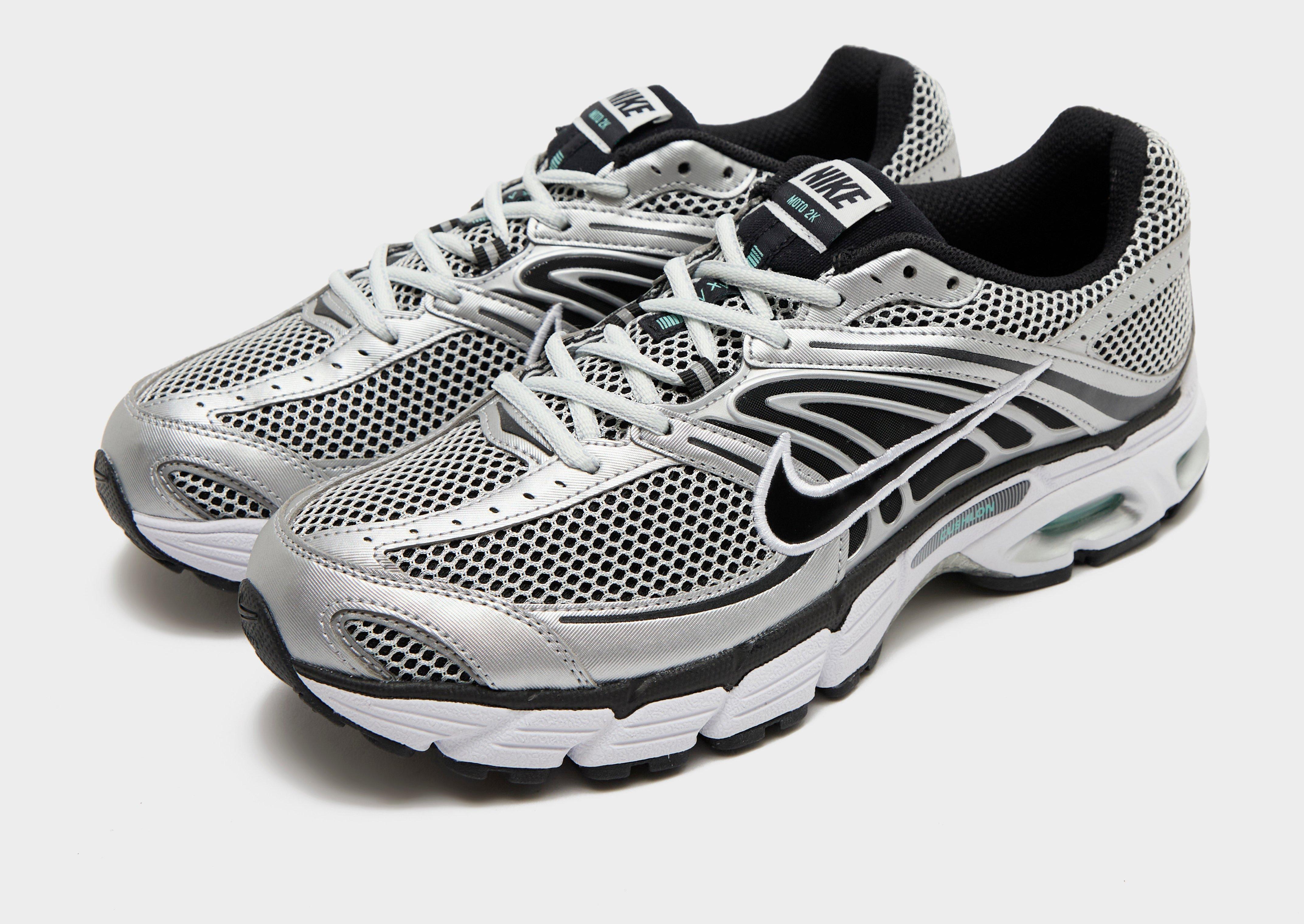 Nike Air Max Moto 2K