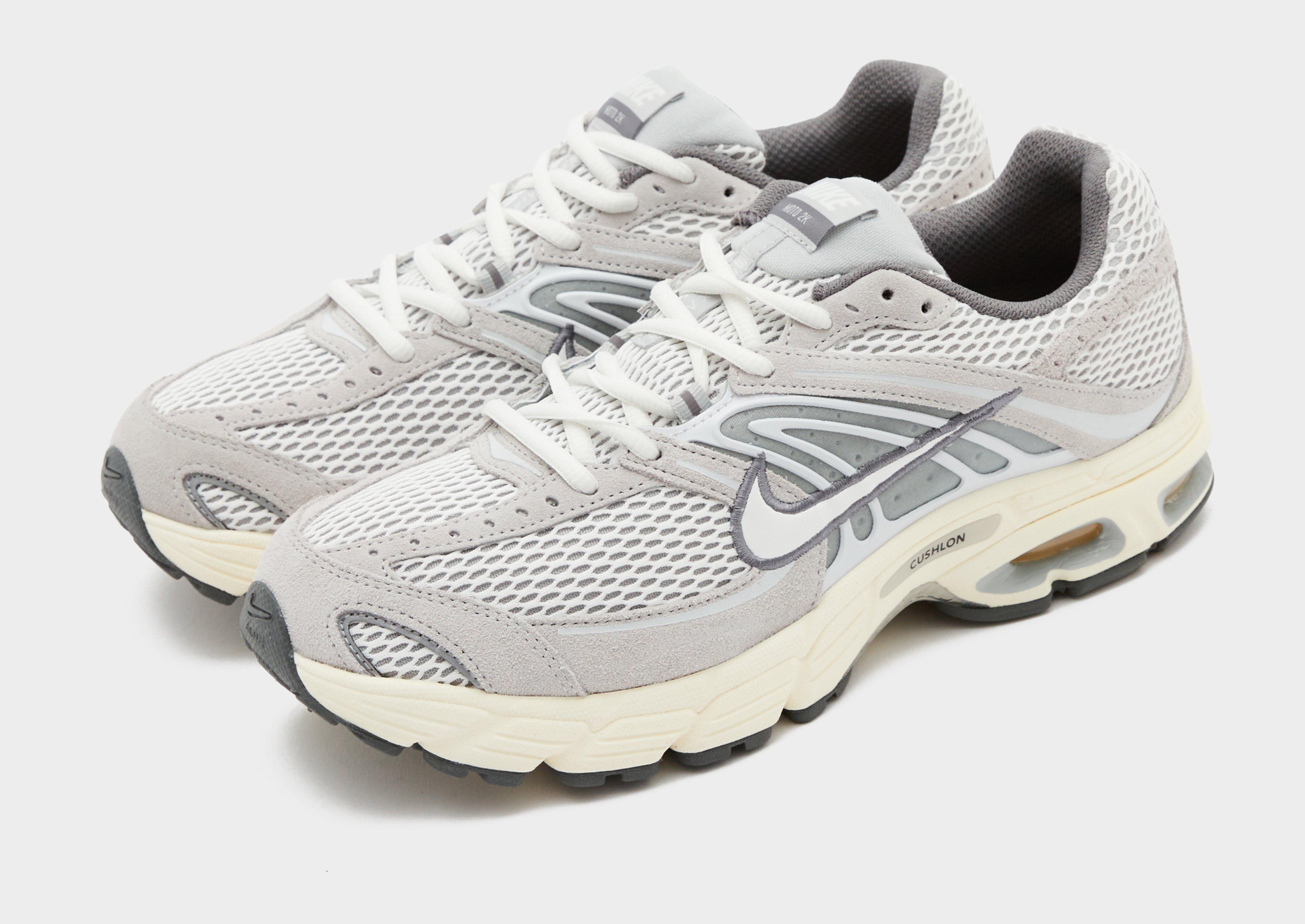 Nike Air Max Moto 2K
