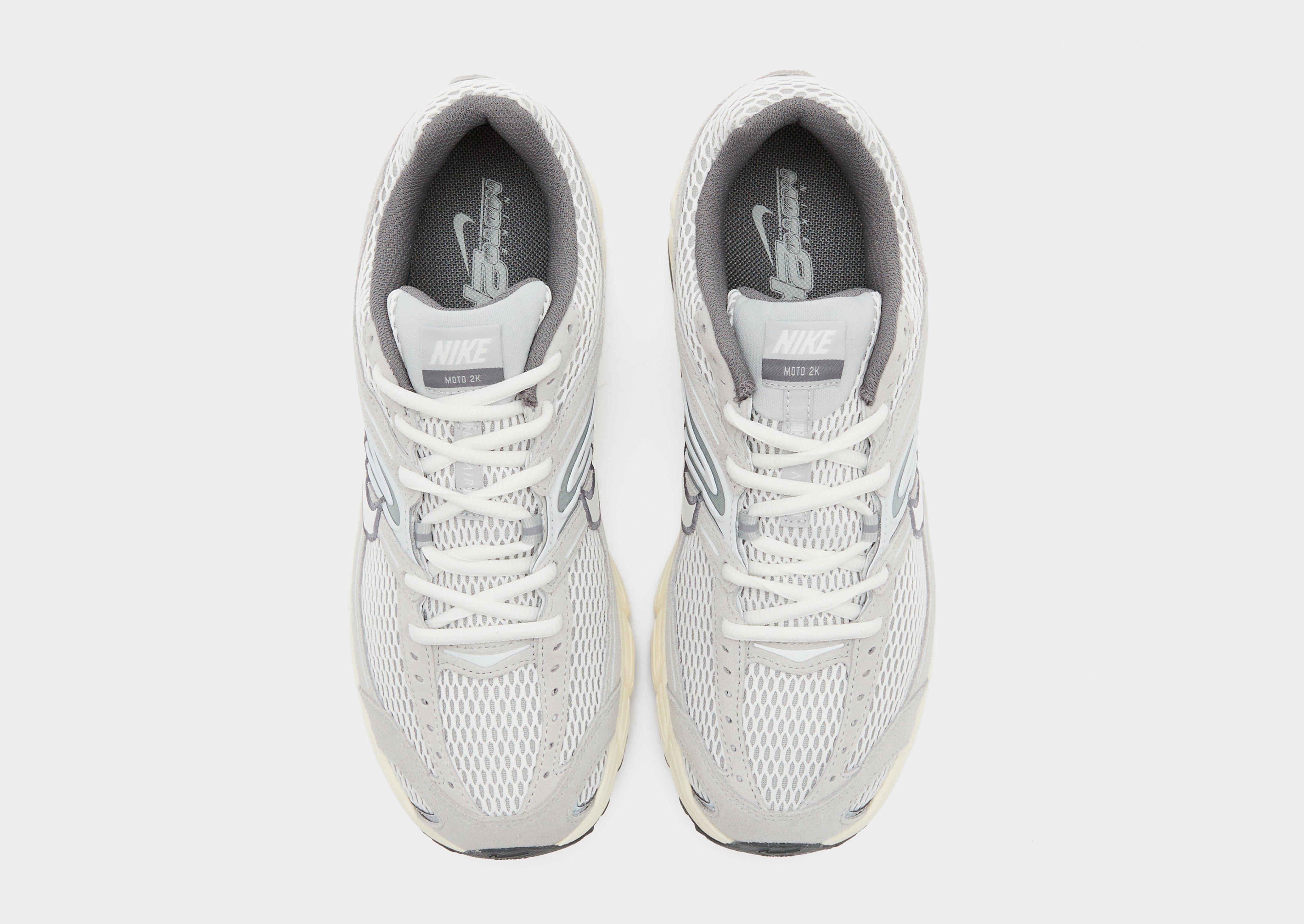 Nike Air Max Moto 2K