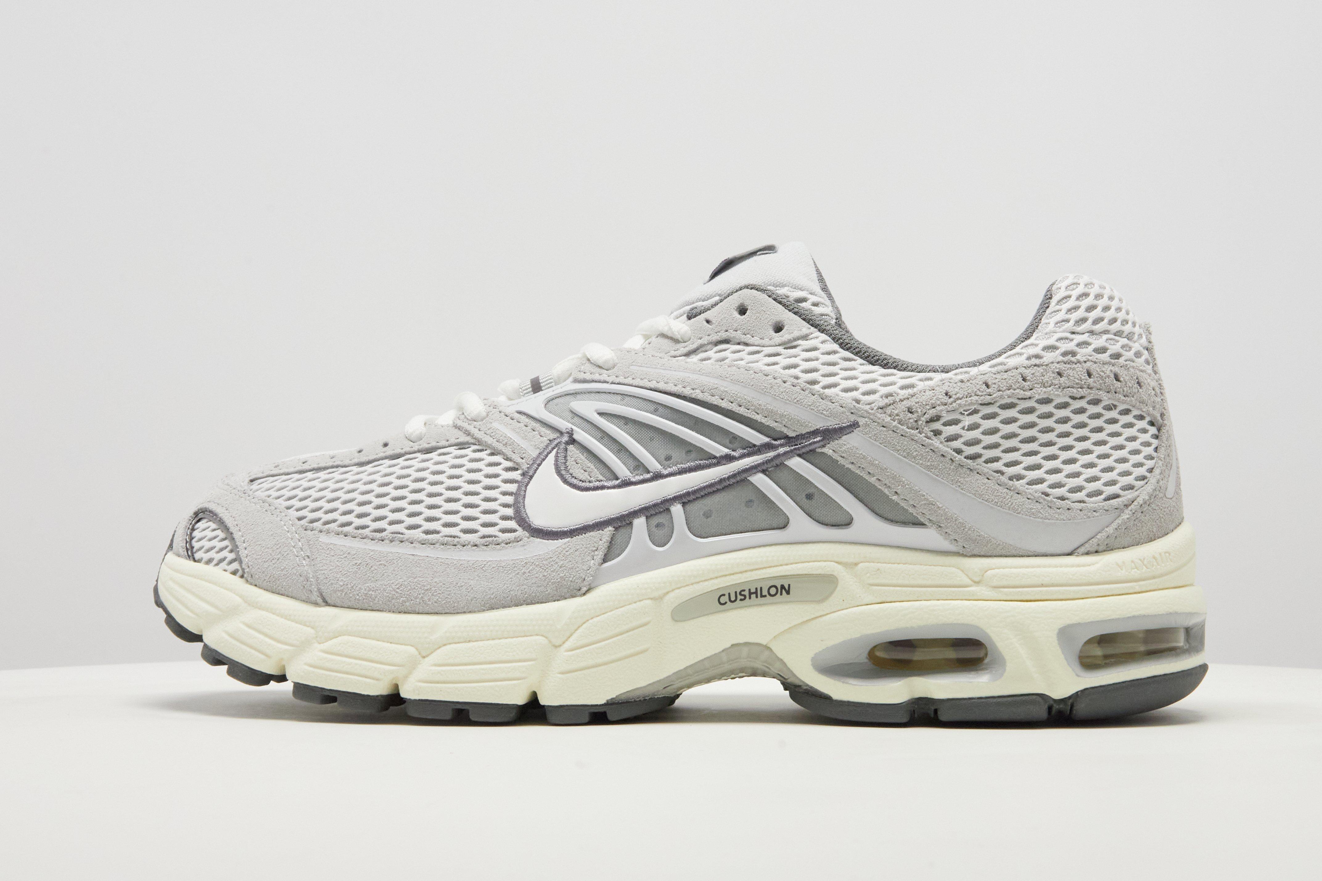 Nike Air Max Moto 2K