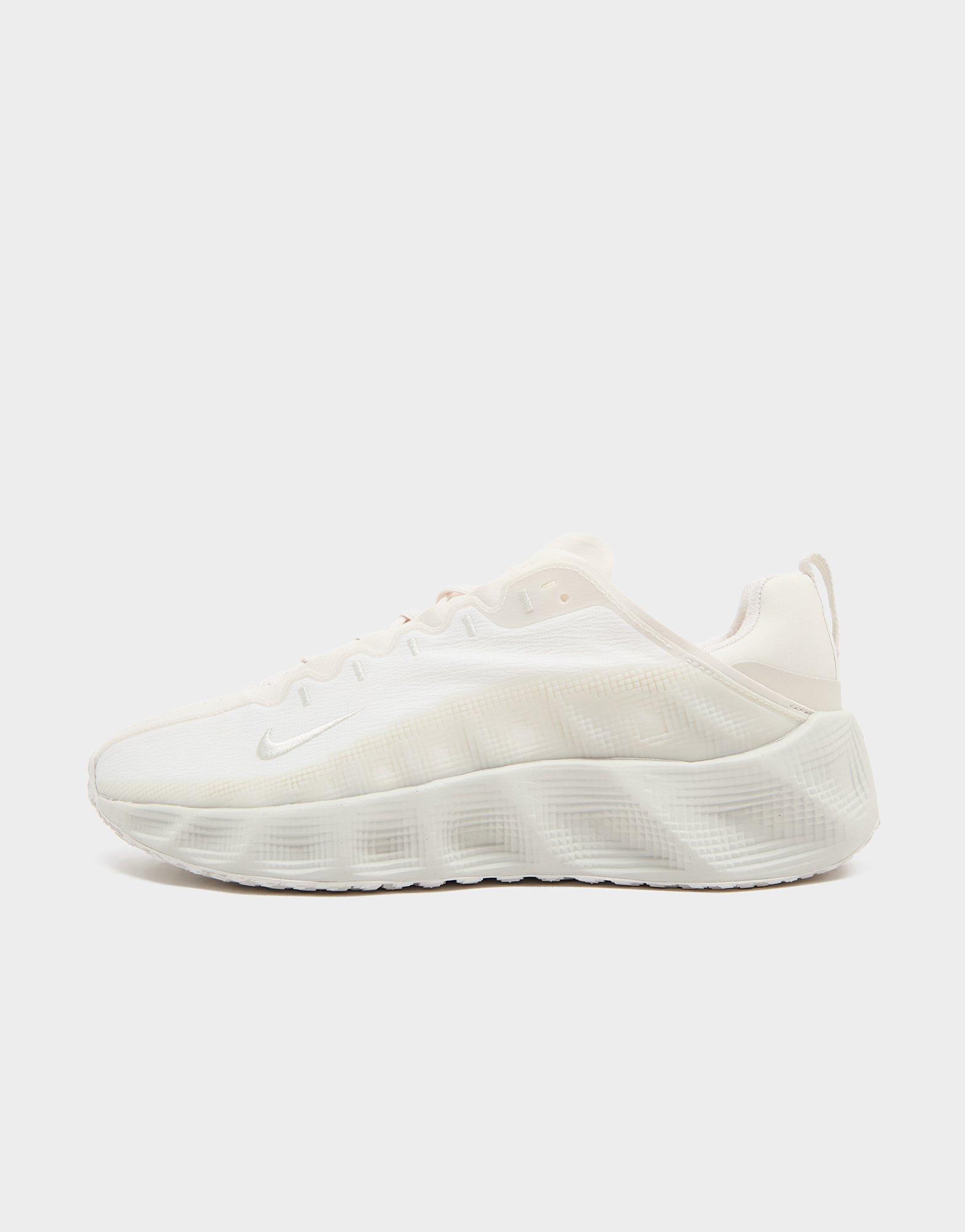 Nike Ava Rover