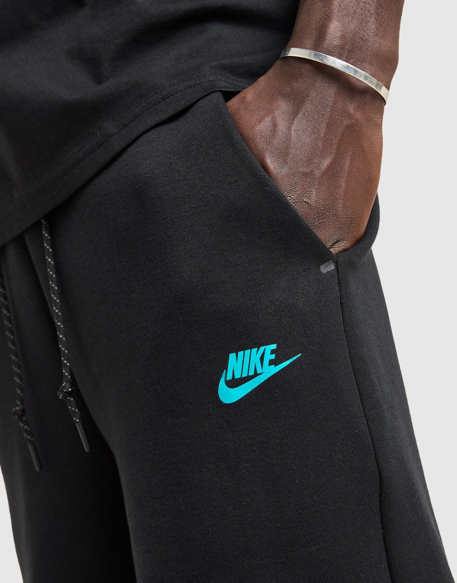 Nike Tech Mix Shorts