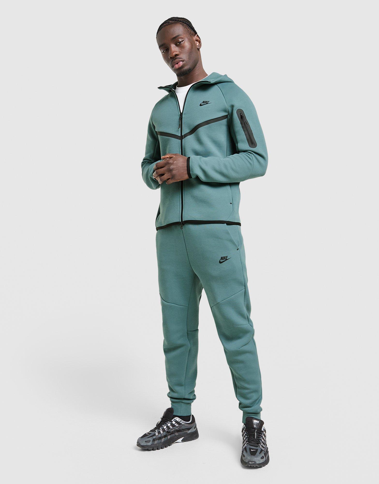 Nike Tech Fleece Joggers