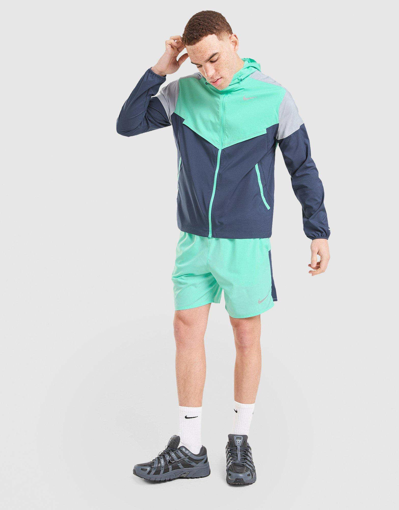 Nike Challenger Shorts