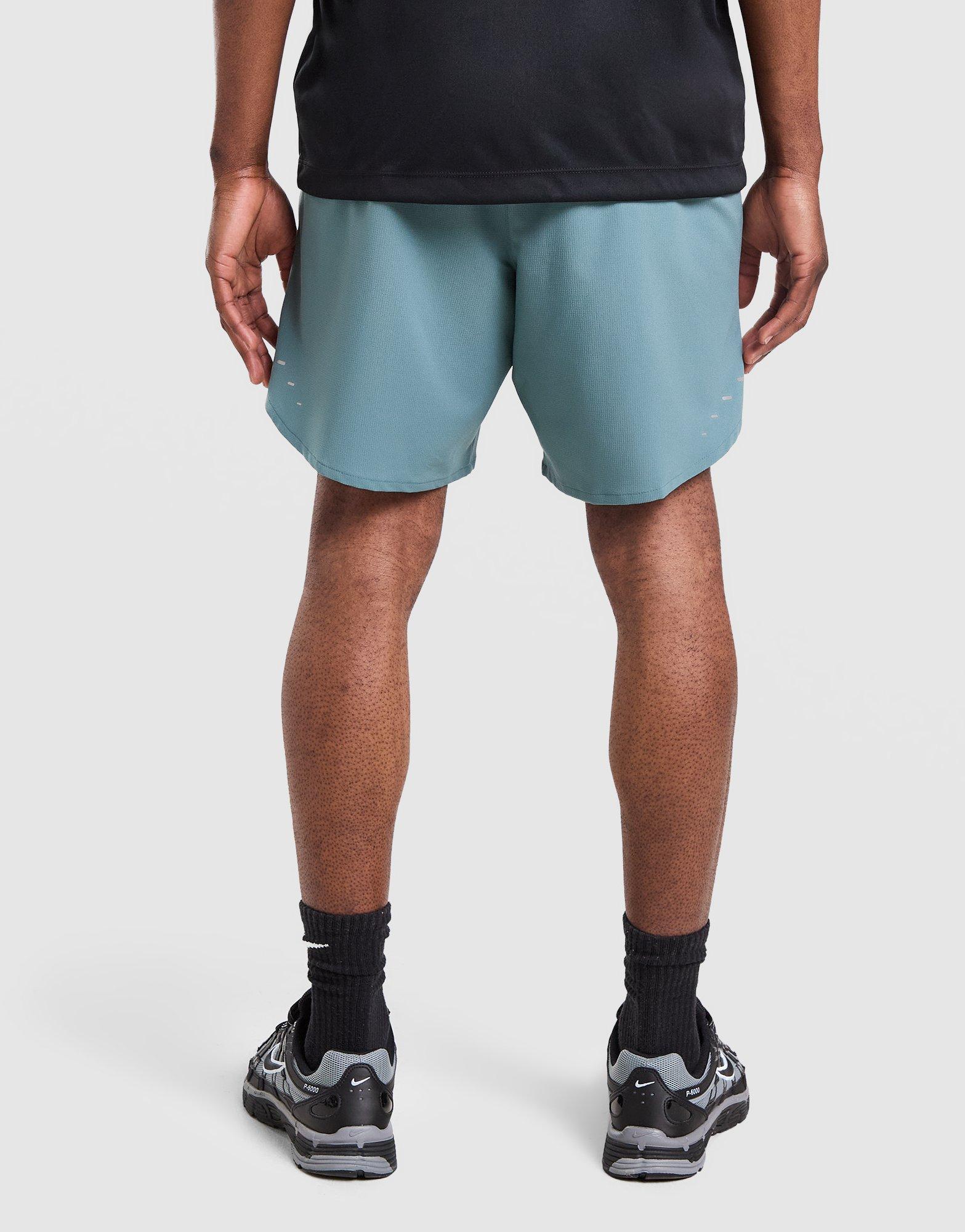 Nike Stride Shorts