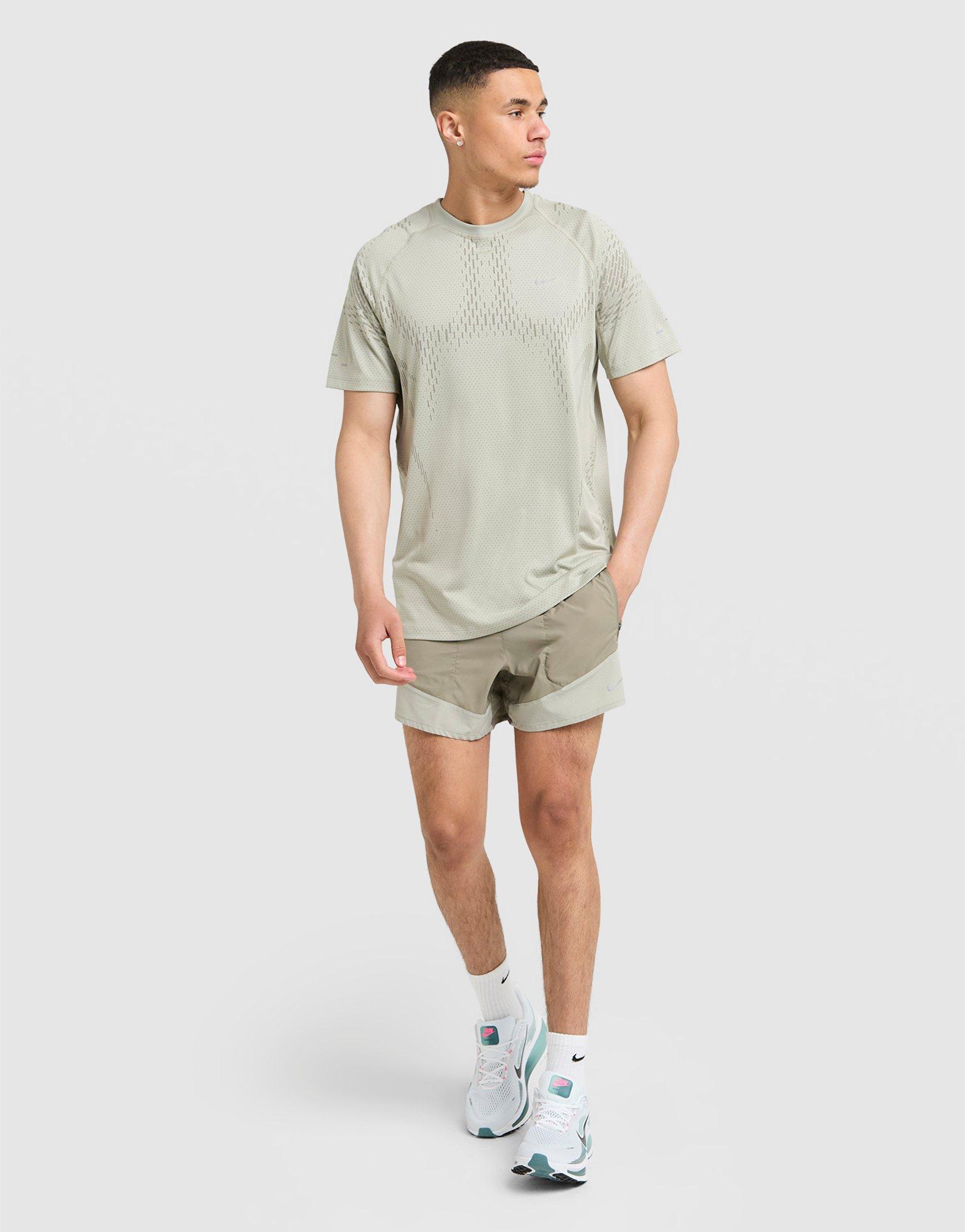 Nike Stride Plus T-Shirt