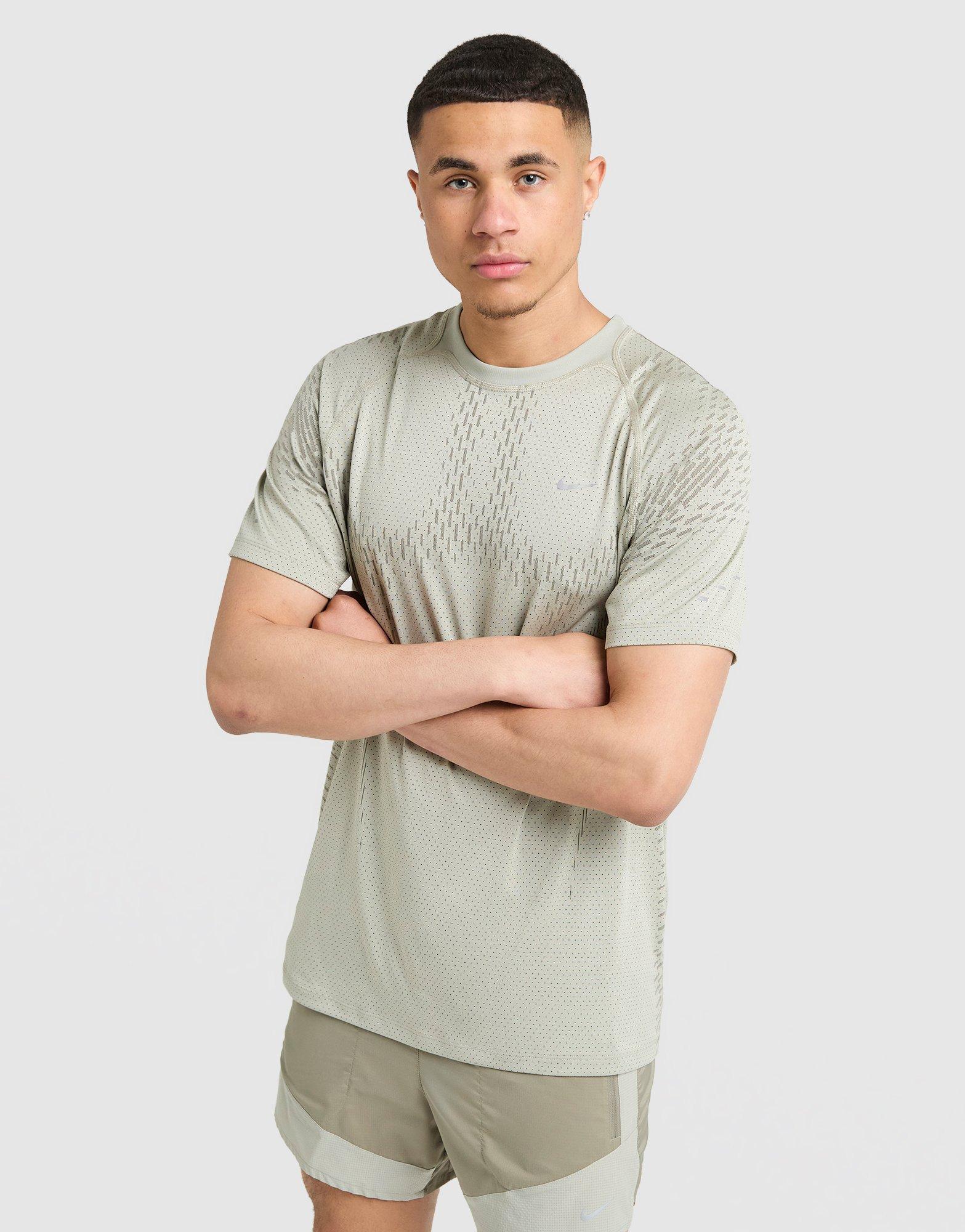Nike Stride Plus T-Shirt