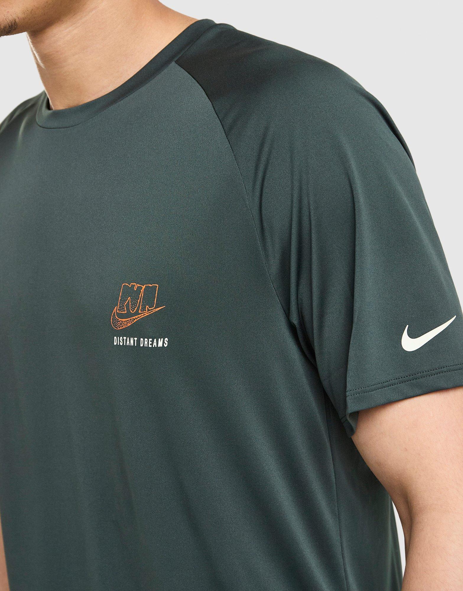 Nike Distant Dreams T-Shirt