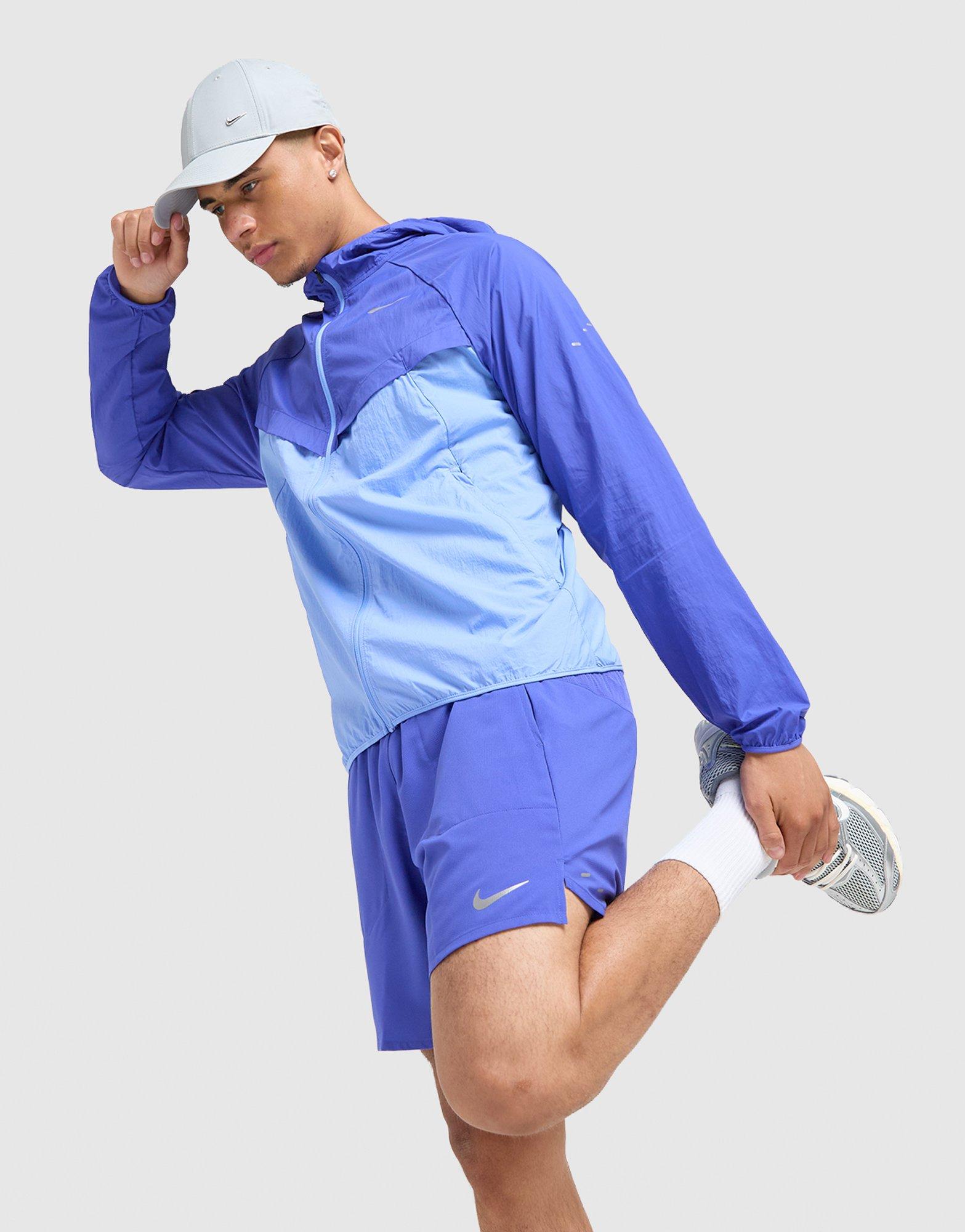 Nike Stride Shorts