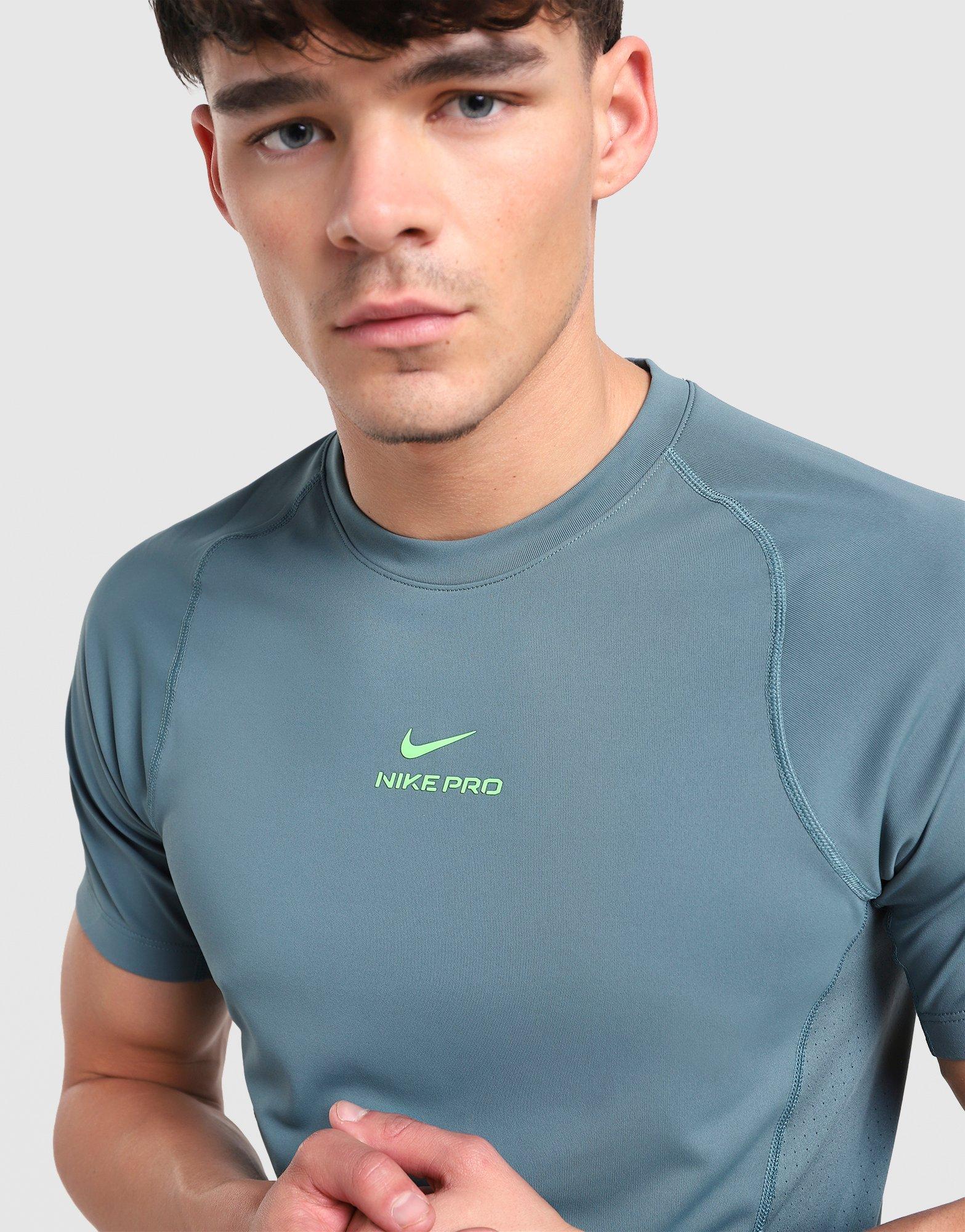 Nike Pro T-Shirt