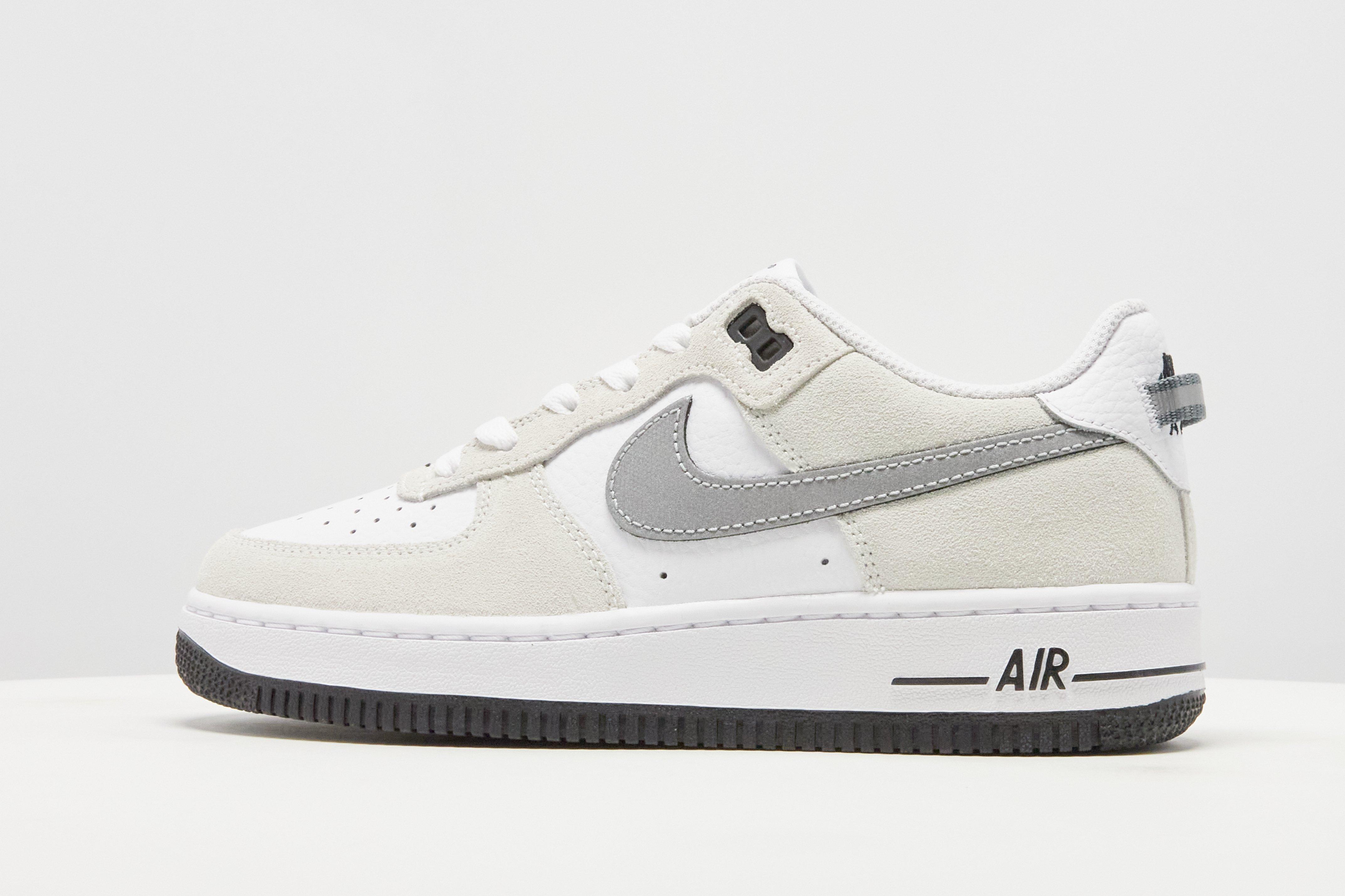 Nike Air Force 1 LV8 Junior