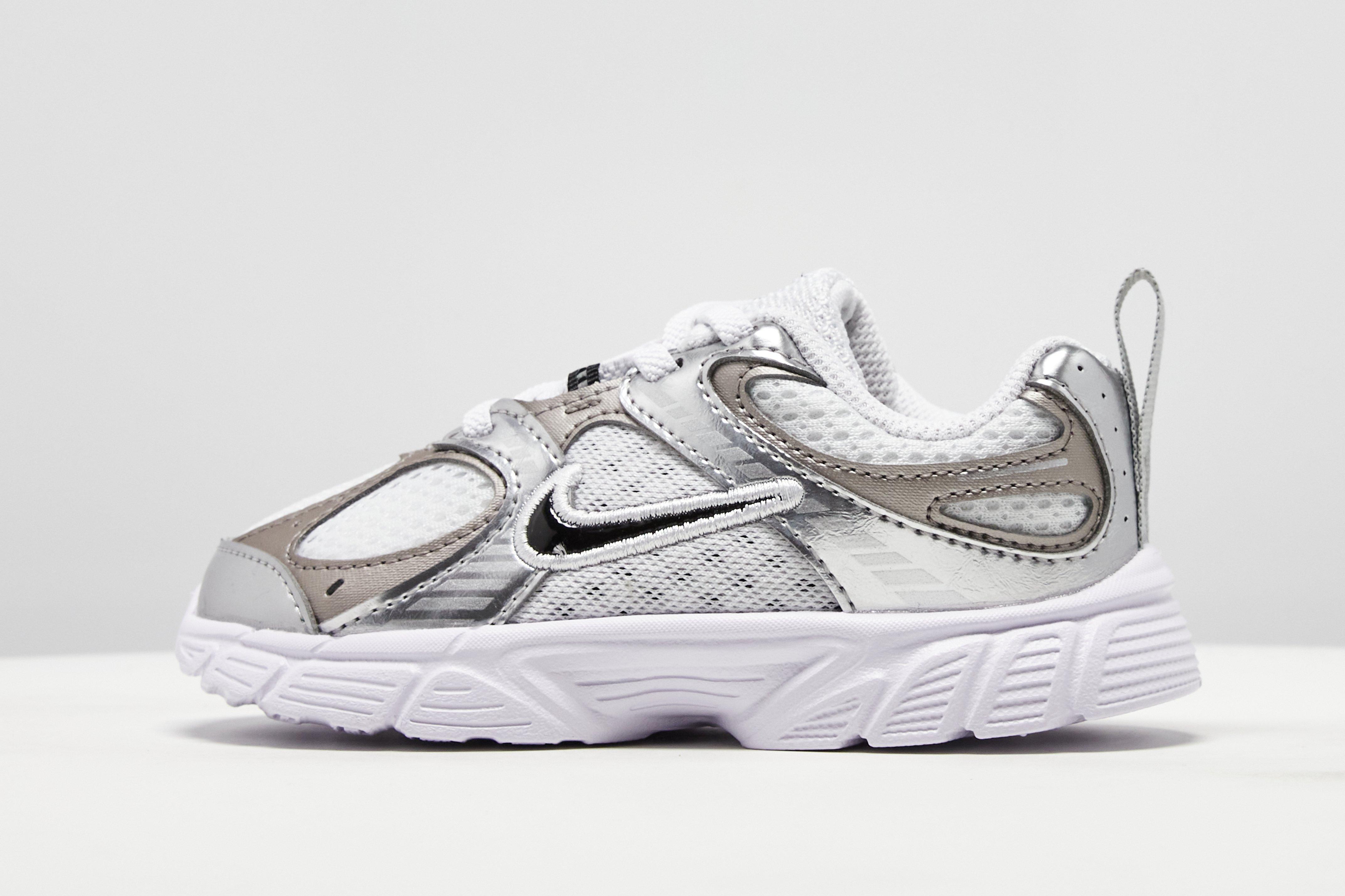Nike V5 RNR para bebé