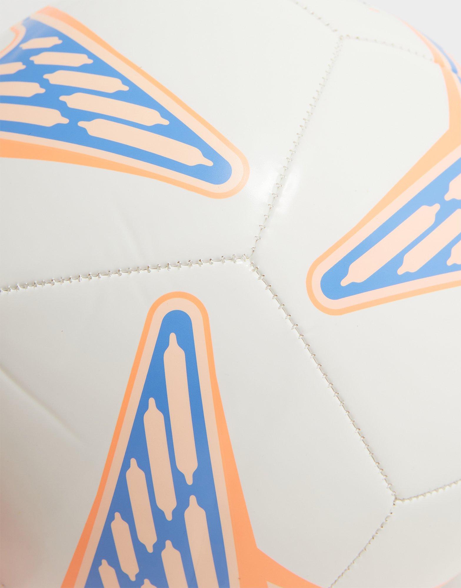 Nike Phantom Football