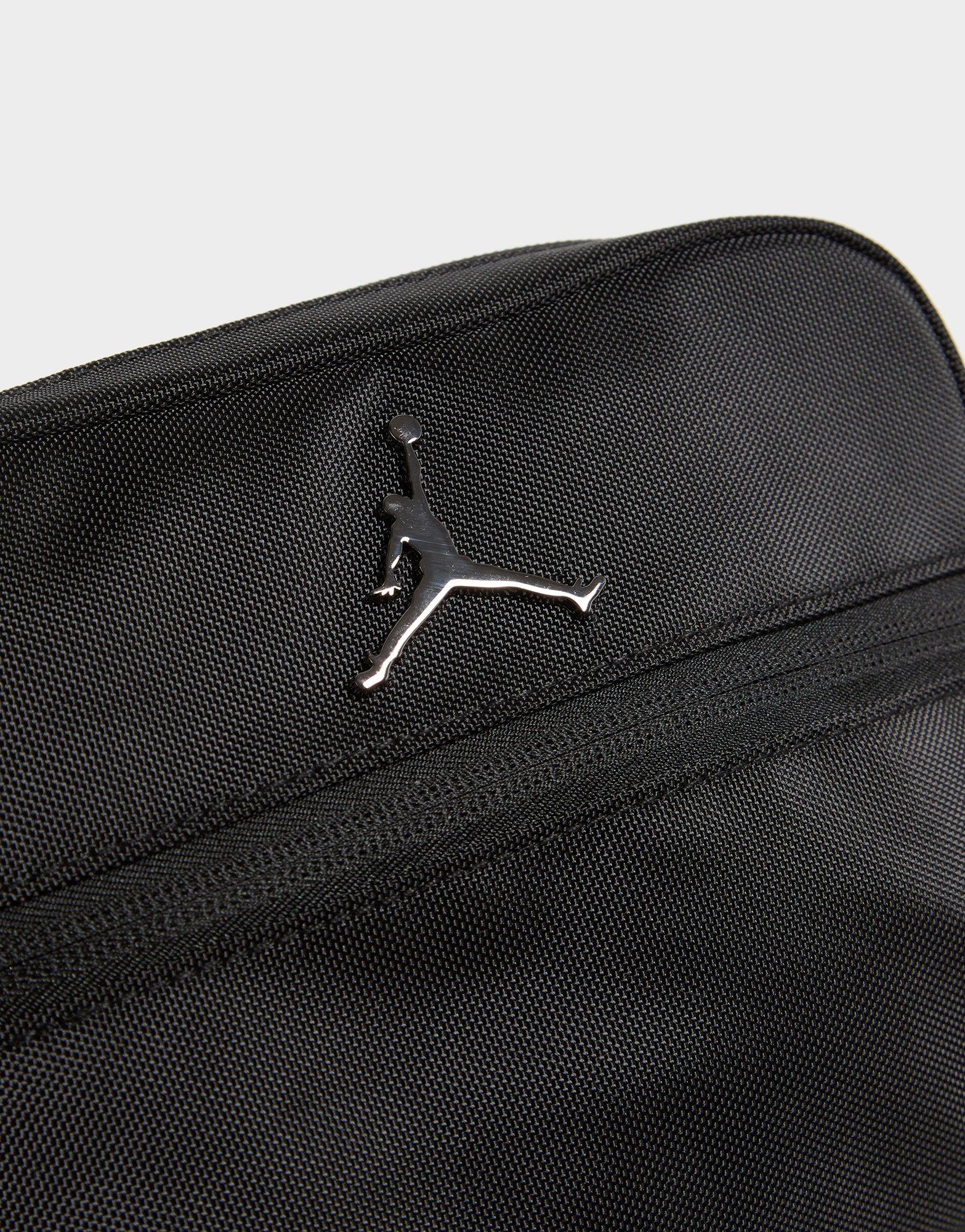 Jordan Element Micro Messenger Bag