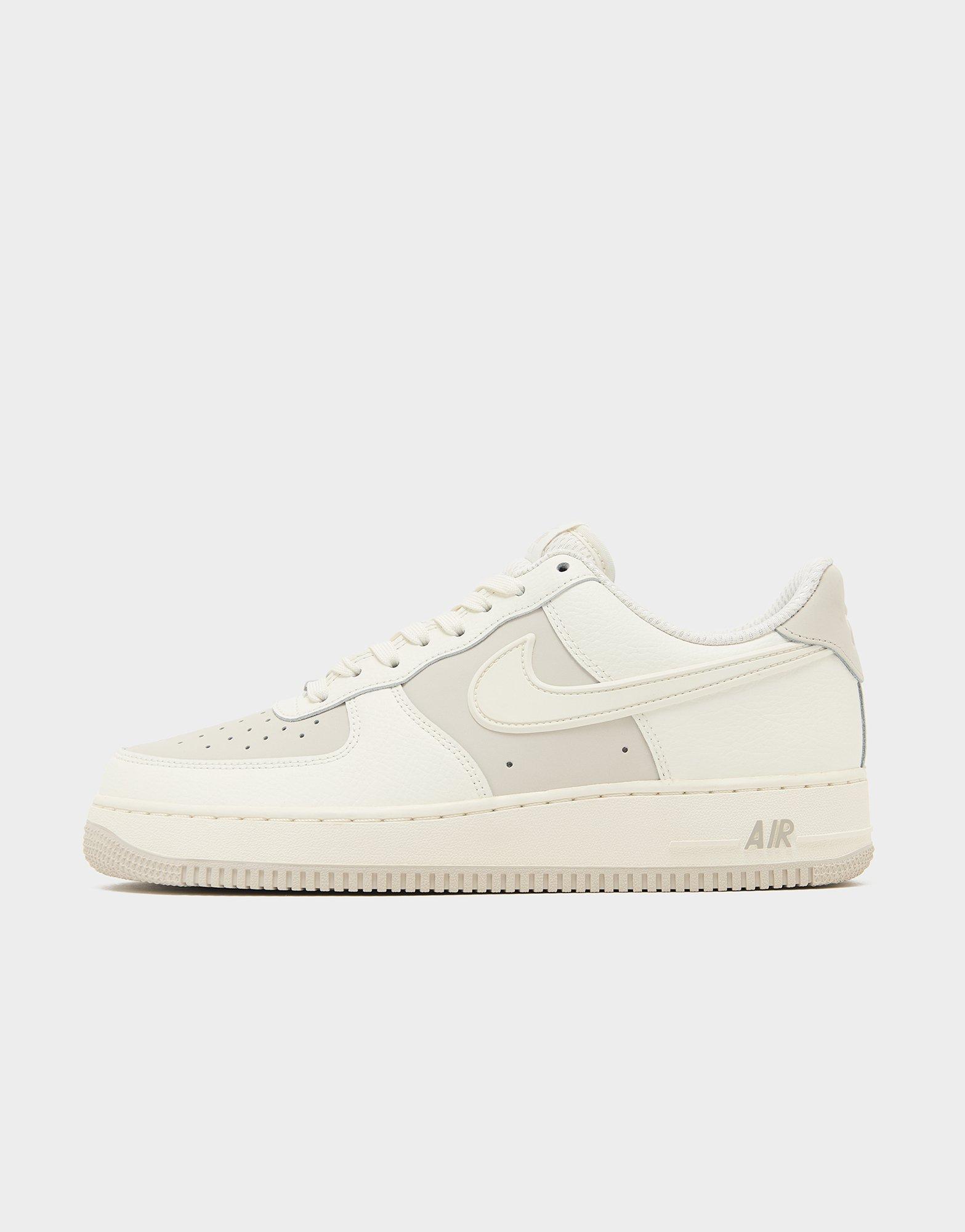 Nike Air Force 1 '07