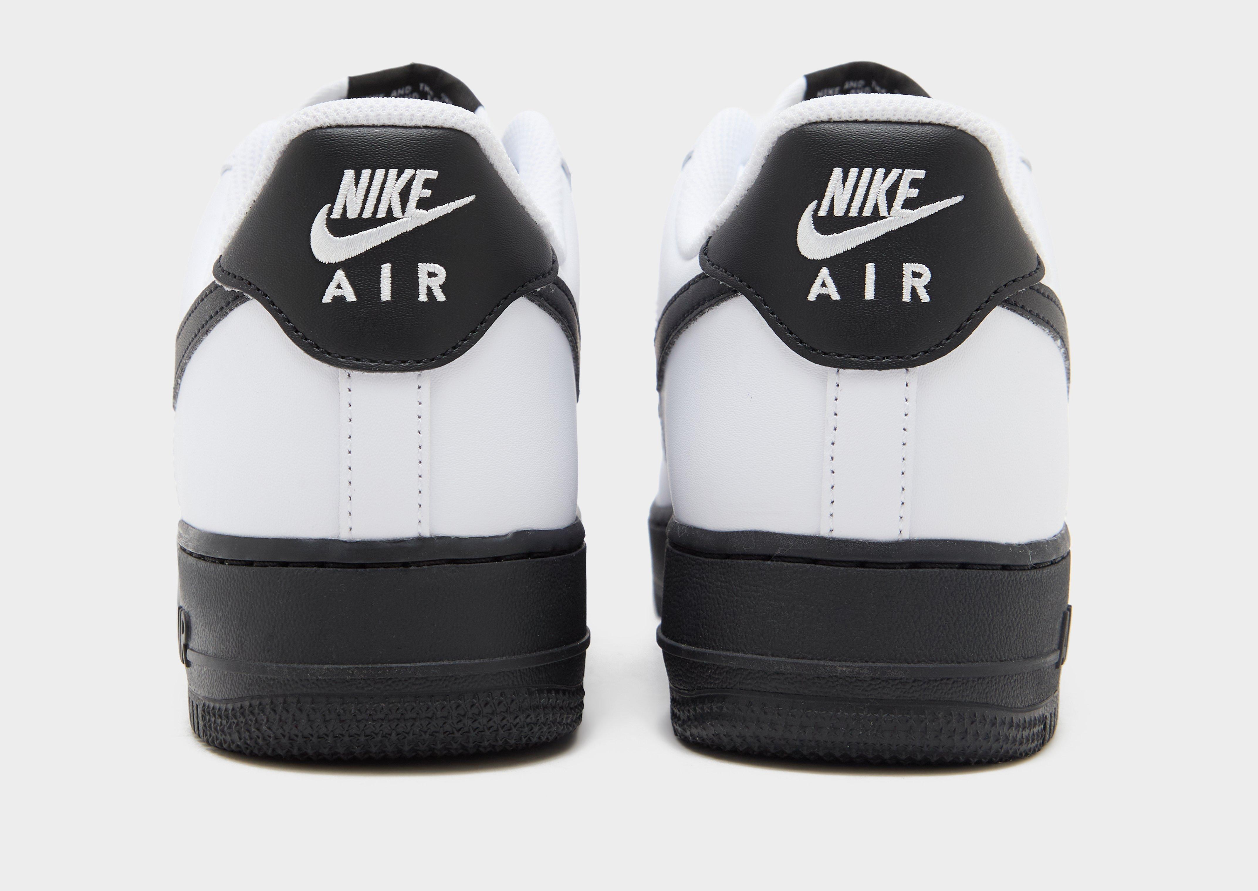 Nike Air Force 1 '07 LV8