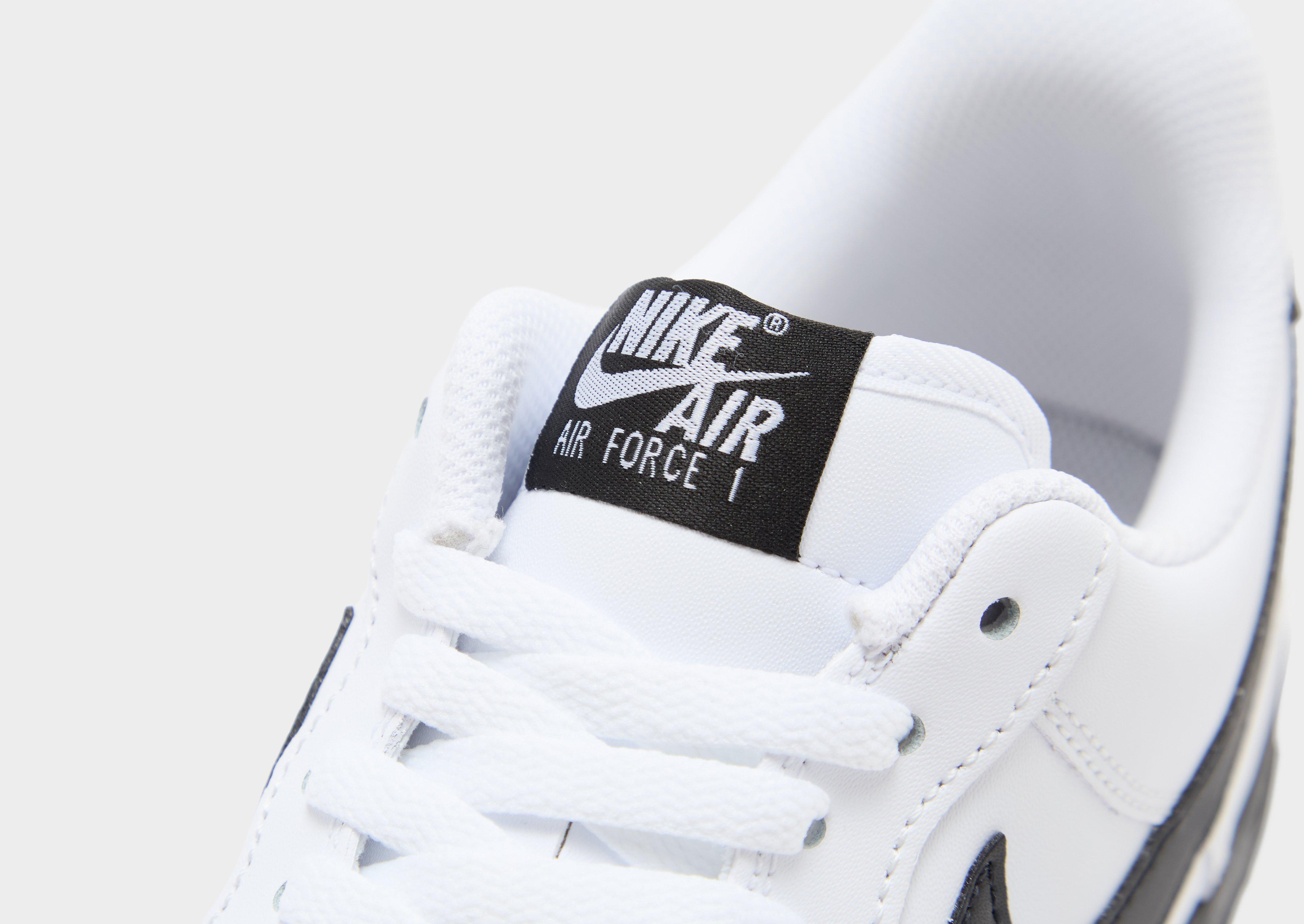 Nike Air Force 1 '07 LV8